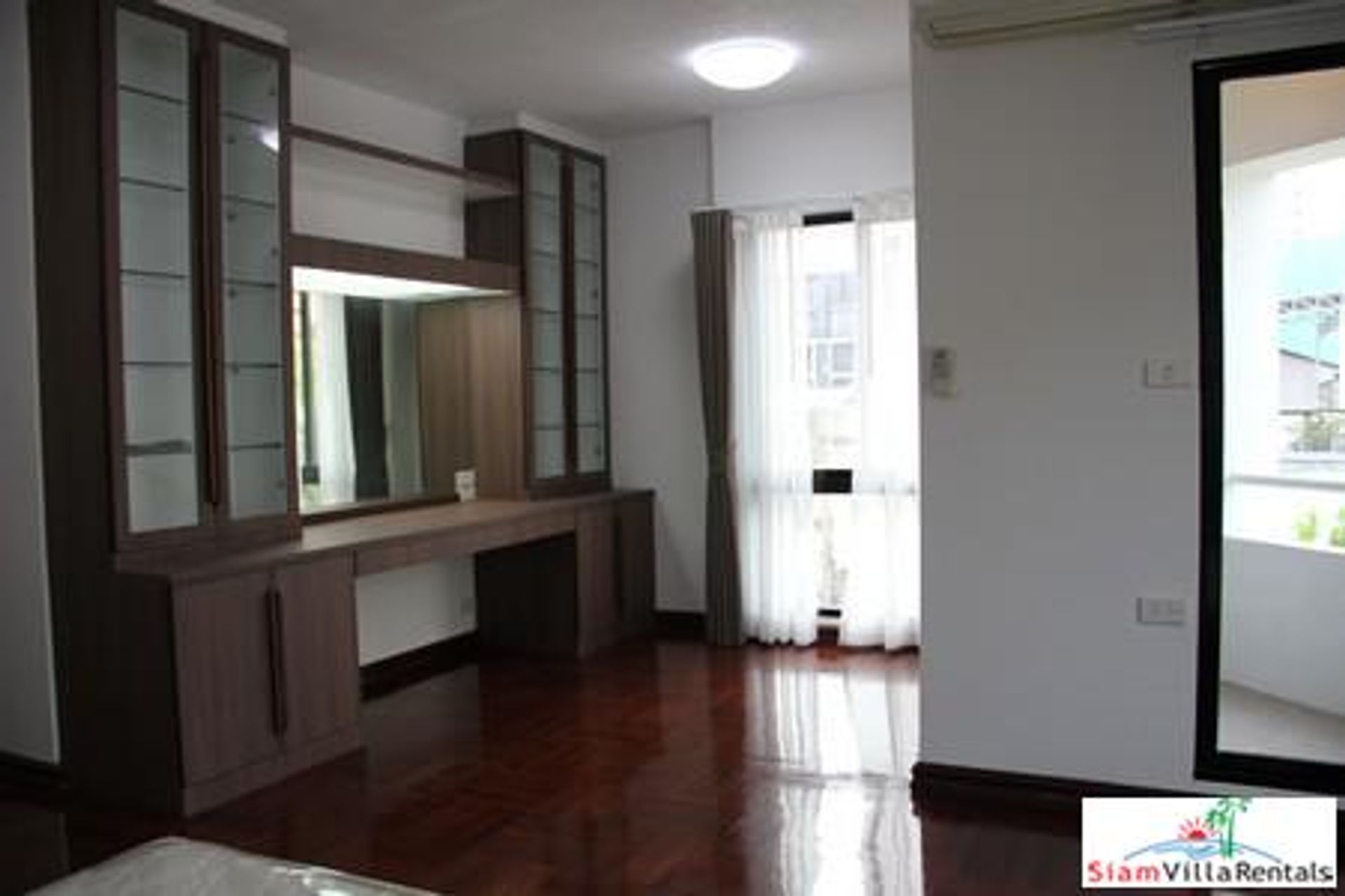 Condominio nel Pathum Wan, Krung Thep Maha Nakhon 10890173