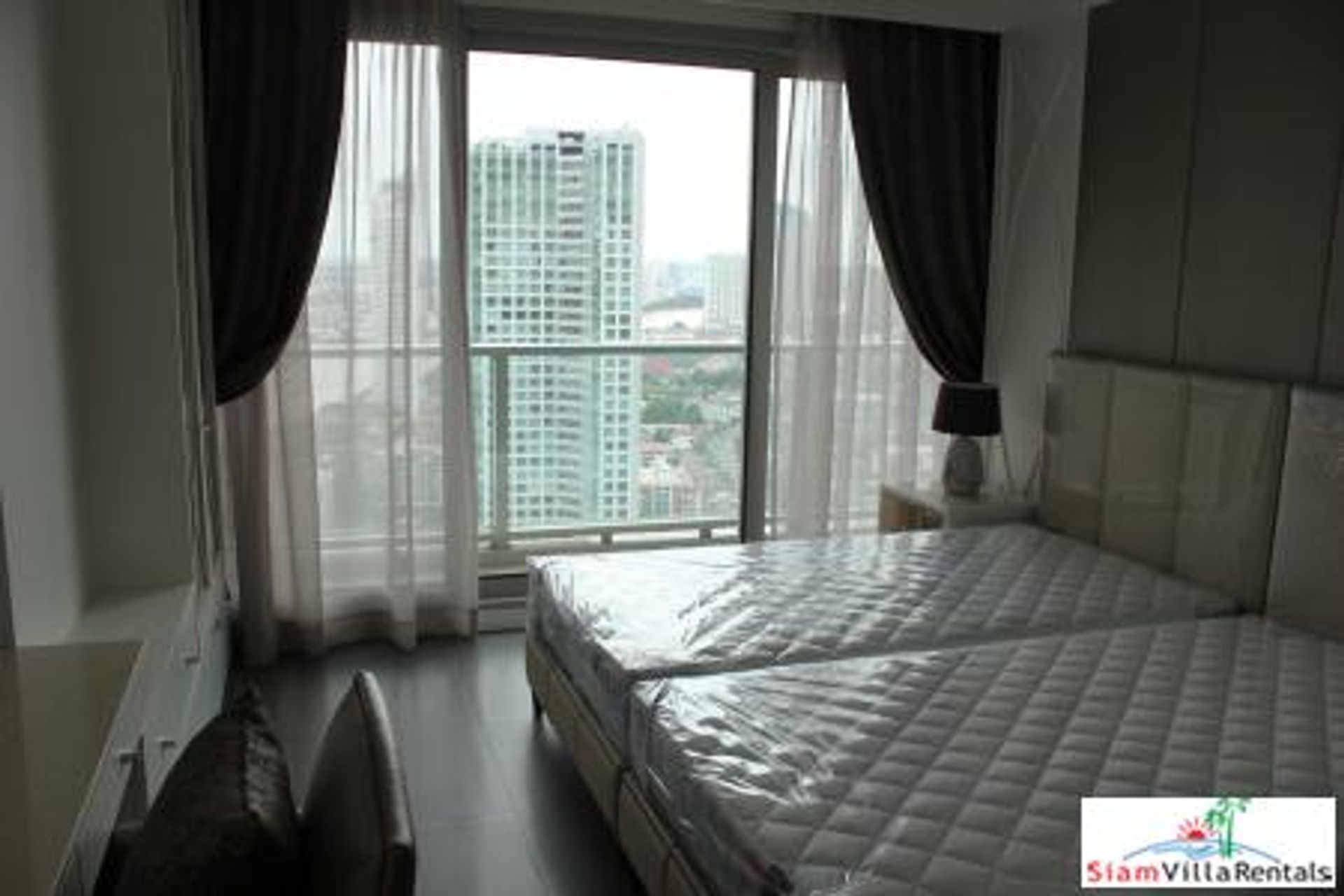 Condominium dans Bang Rak, Krung Thep Maha Nakhon 10890177