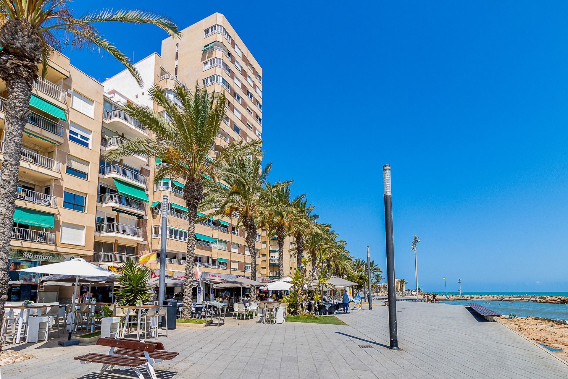 Condominium in Torrevieja, Valencian Community 10890225