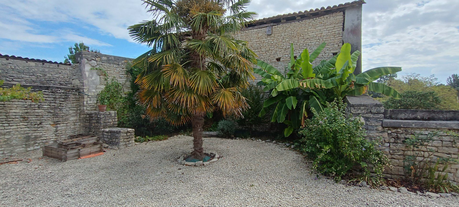 casa no Oradour, Nouvelle-Aquitaine 10890274