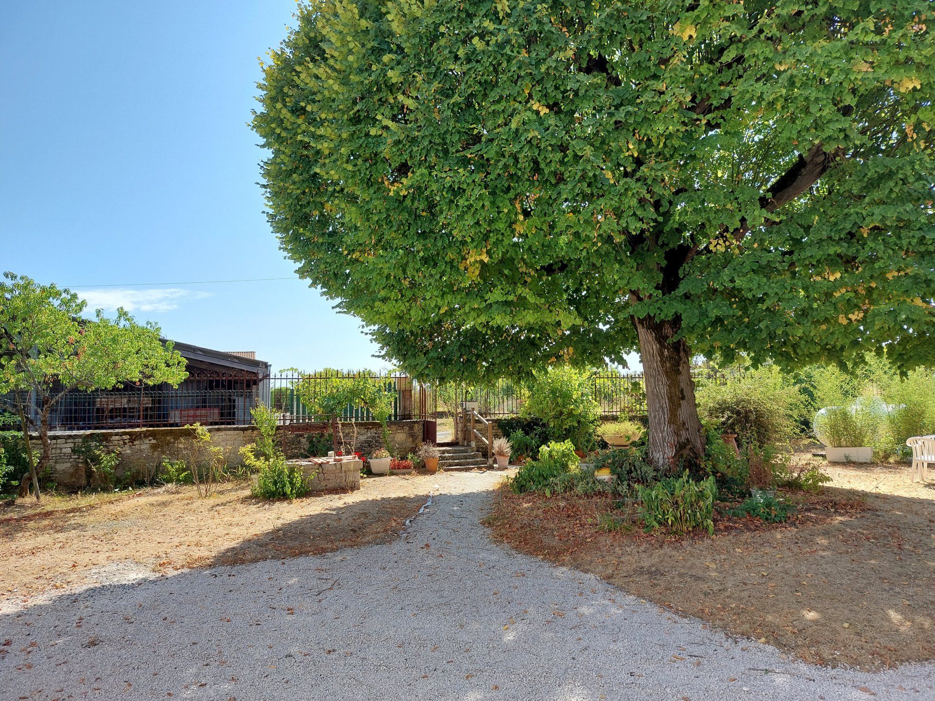 loger dans Romazières, Nouvelle-Aquitaine 10890278