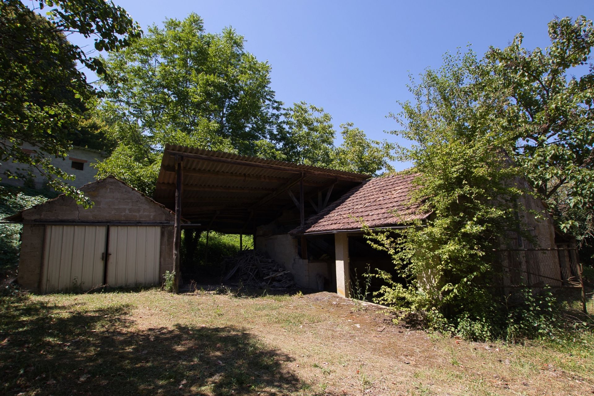 Talo sisään Sarlat-la-Canéda, Nouvelle-Aquitaine 10890430