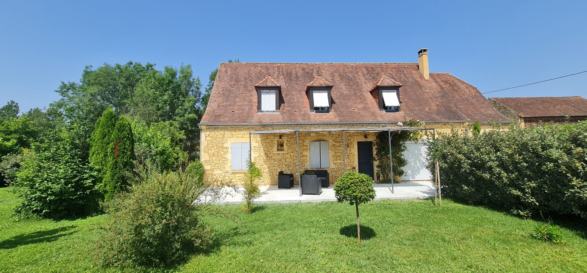 House in Vitrac, Nouvelle-Aquitaine 10890435