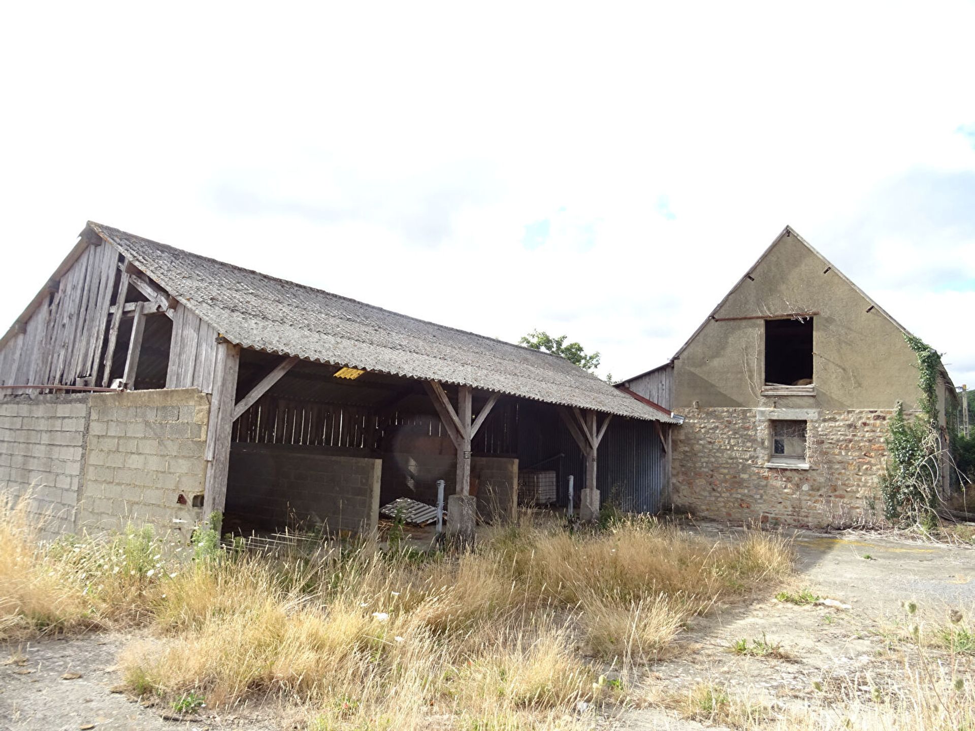 casa en Le Mesnil-Gilbert, Normandía 10890452