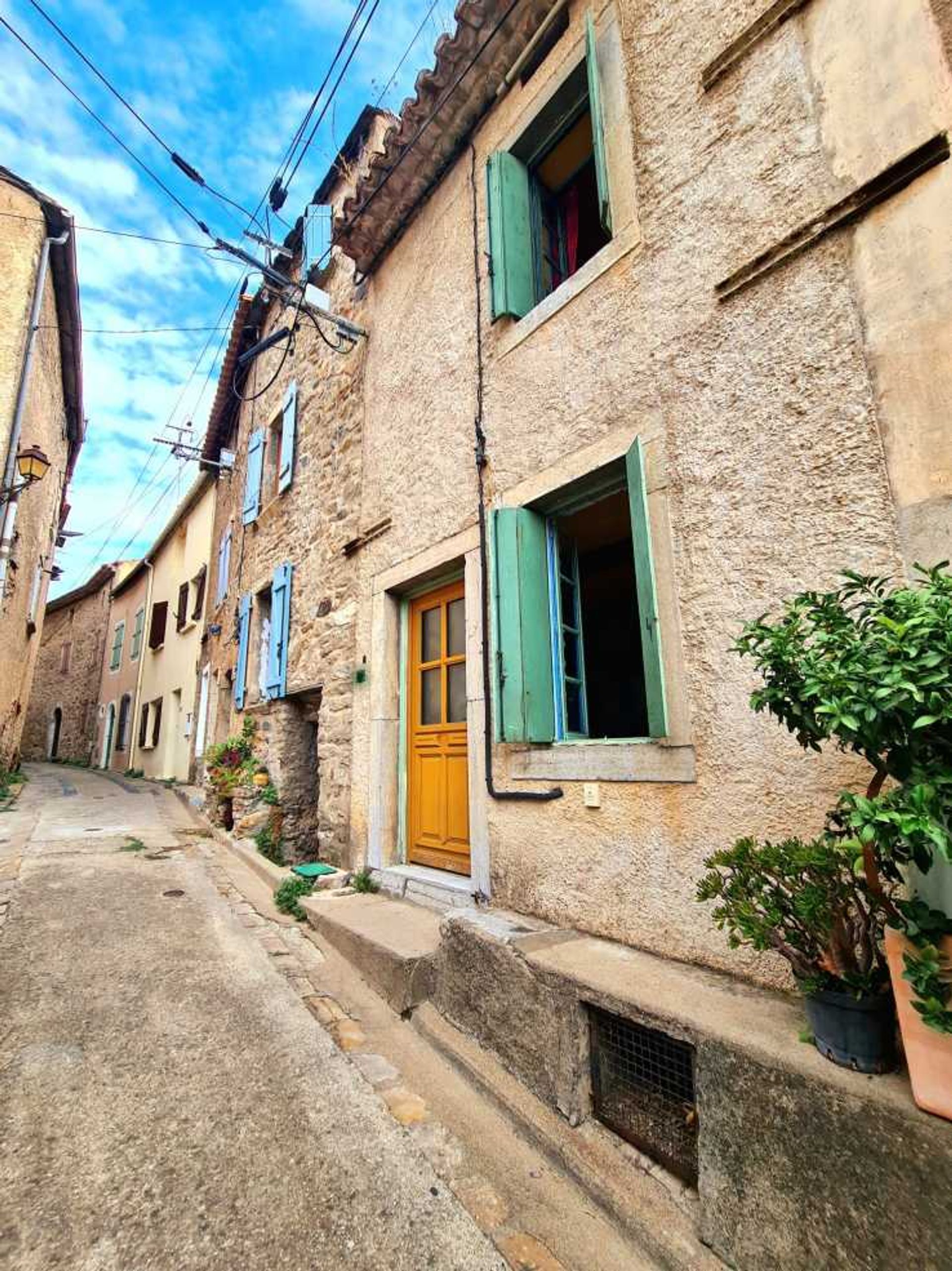 House in Cessenon-sur-Orb, Occitanie 10890520