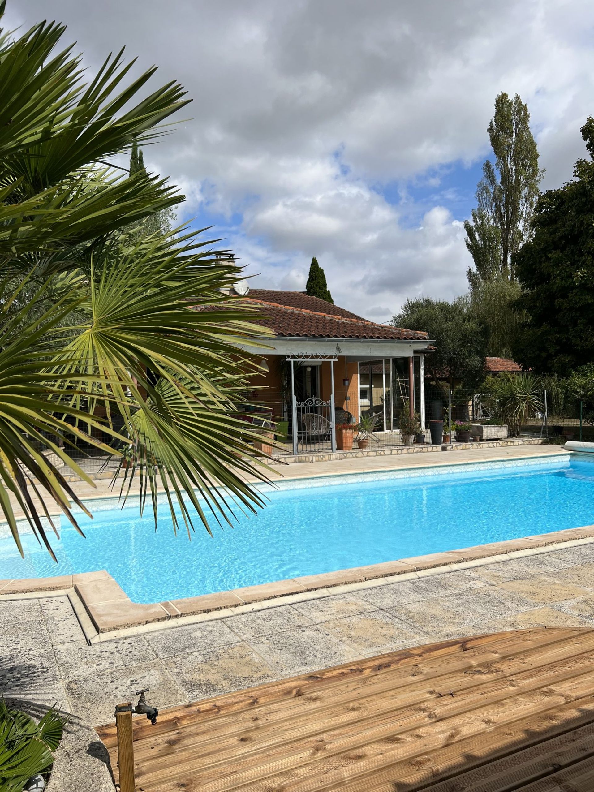 House in L'Isle-de-Noé, Occitanie 10890901