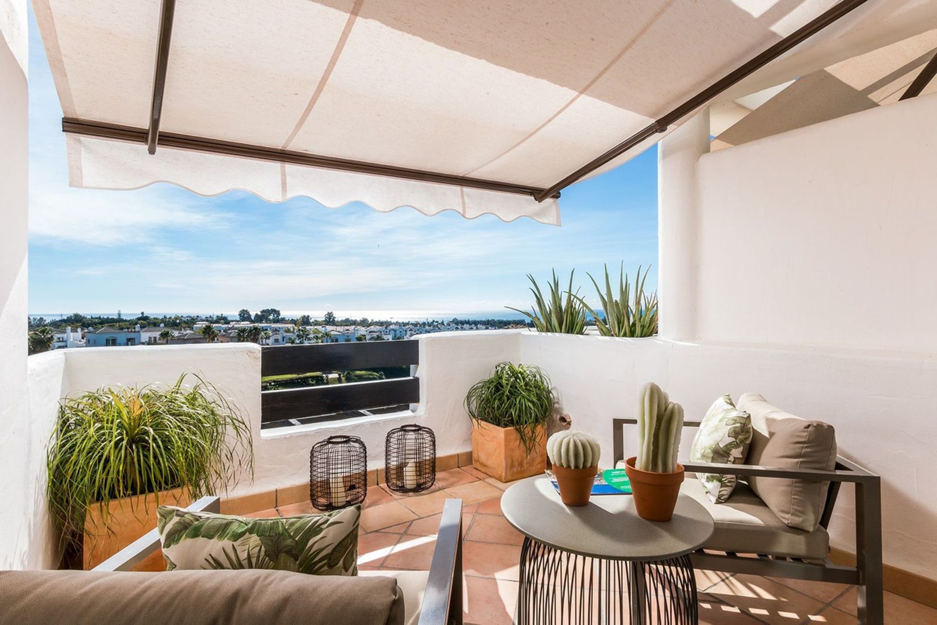 Condominium dans Estepona, Andalucía 10891154