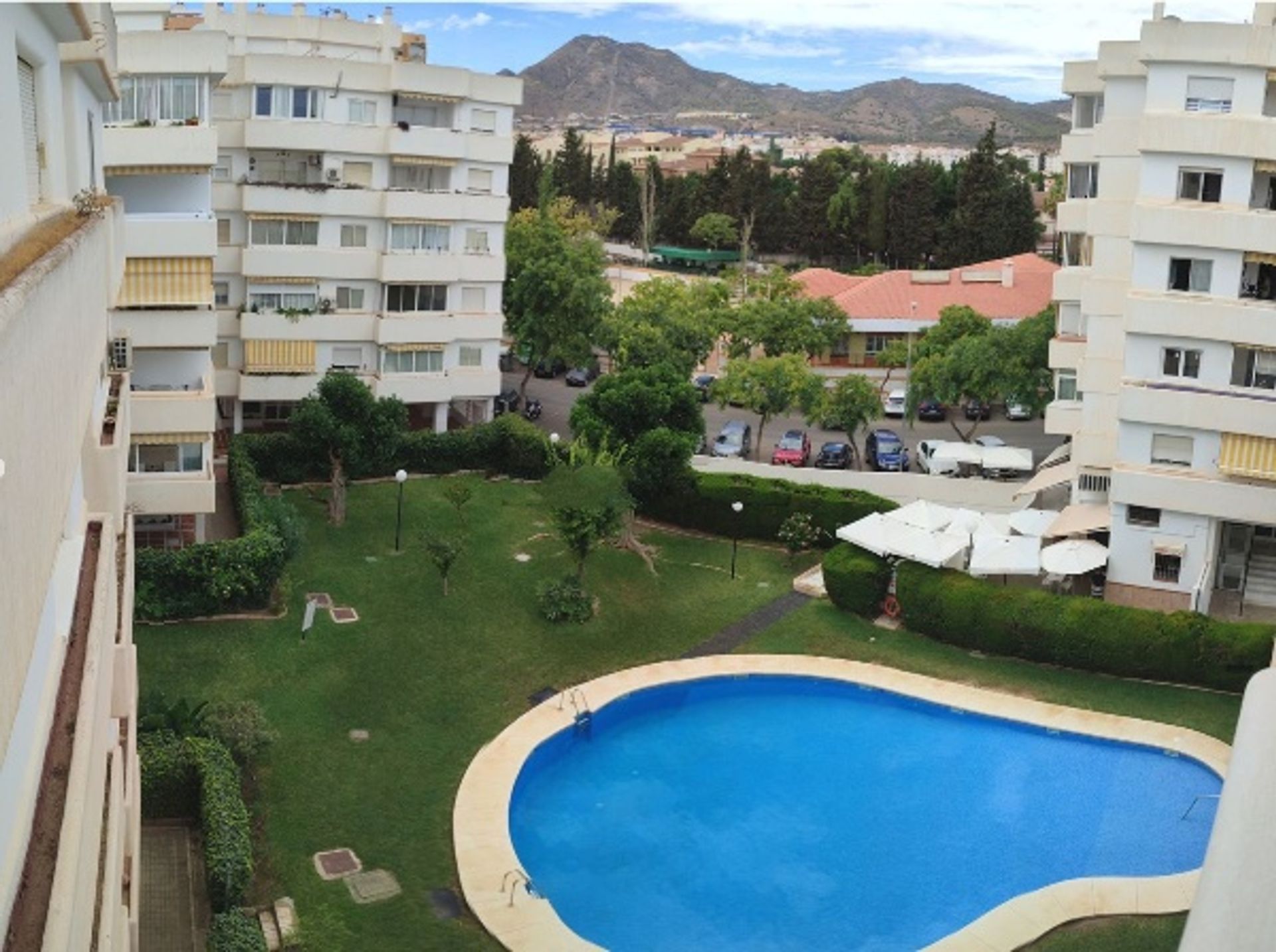 Condominium dans Benalmádena, Andalusia 10891398