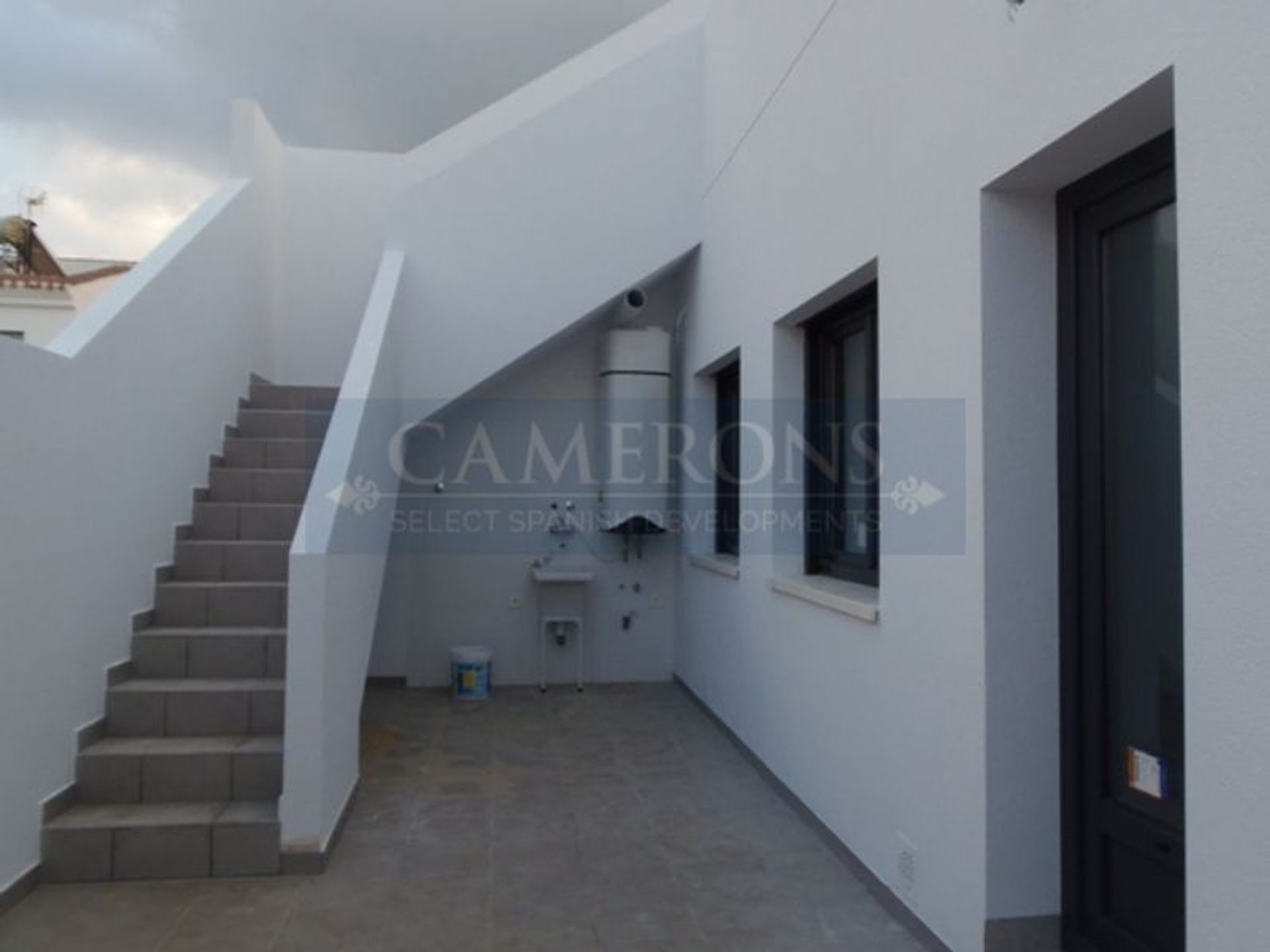 Condominium in Mil Palmeras, Comunidad Valenciana 10891401