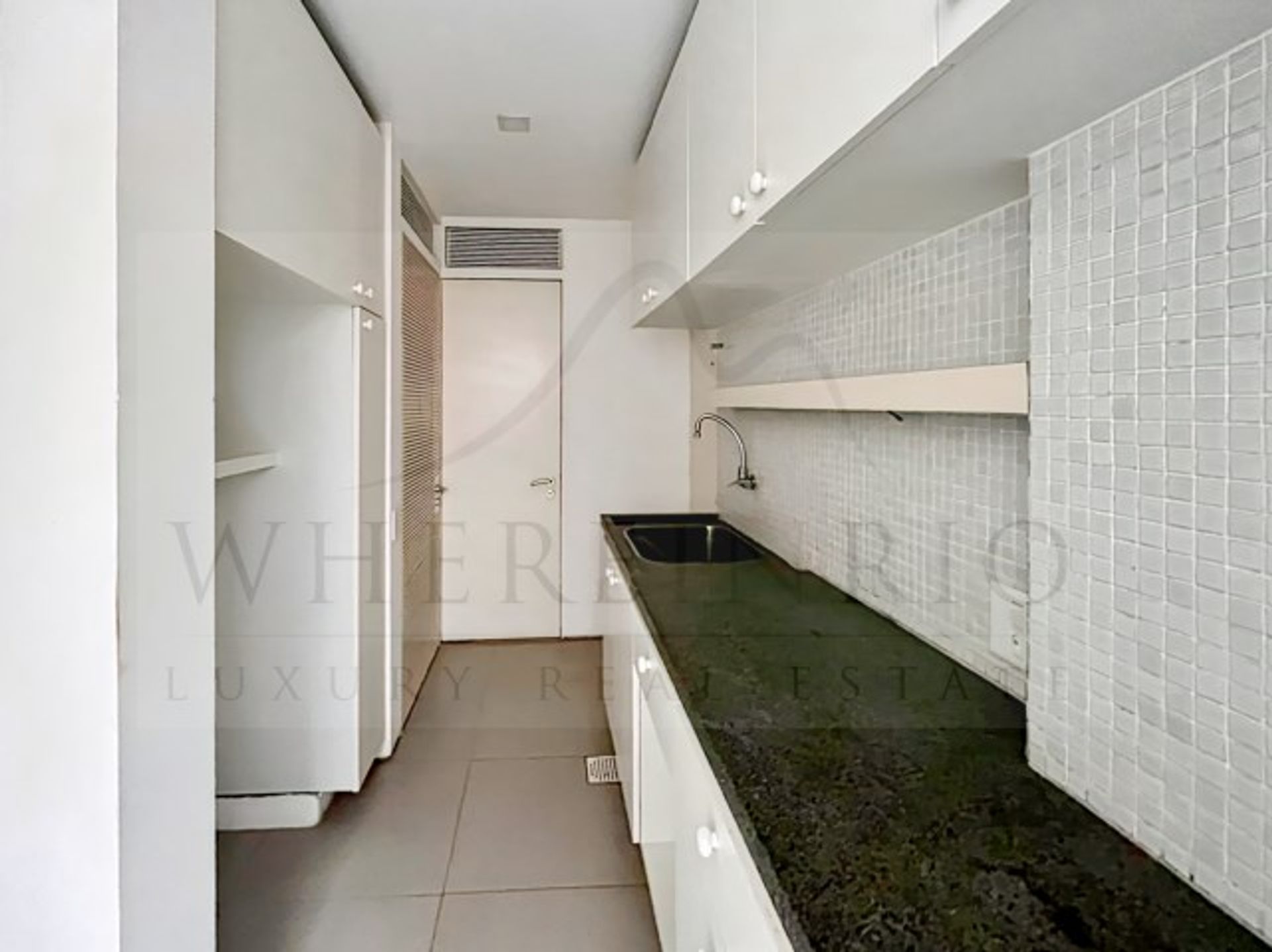 Condominium in , State of Rio de Janeiro 10891413