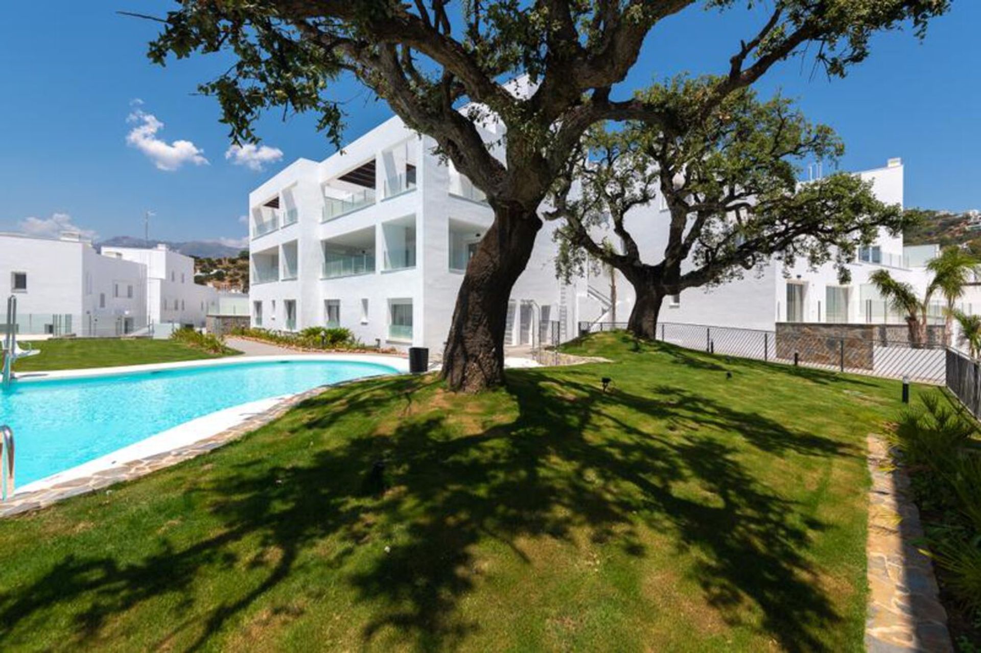 Condominium in El Angel, Andalusia 10892177