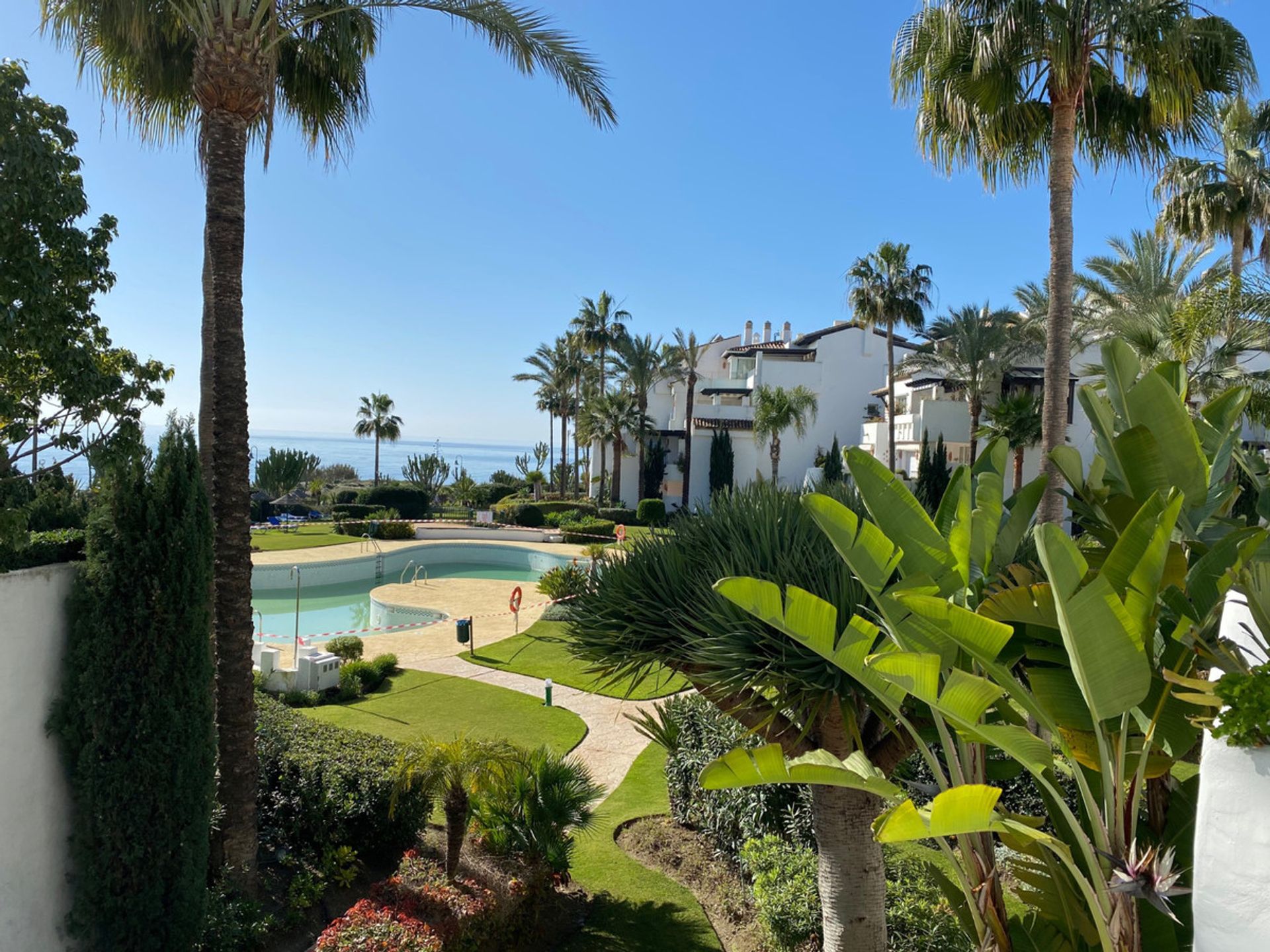 Condominio en Estepona, Andalucía 10892821