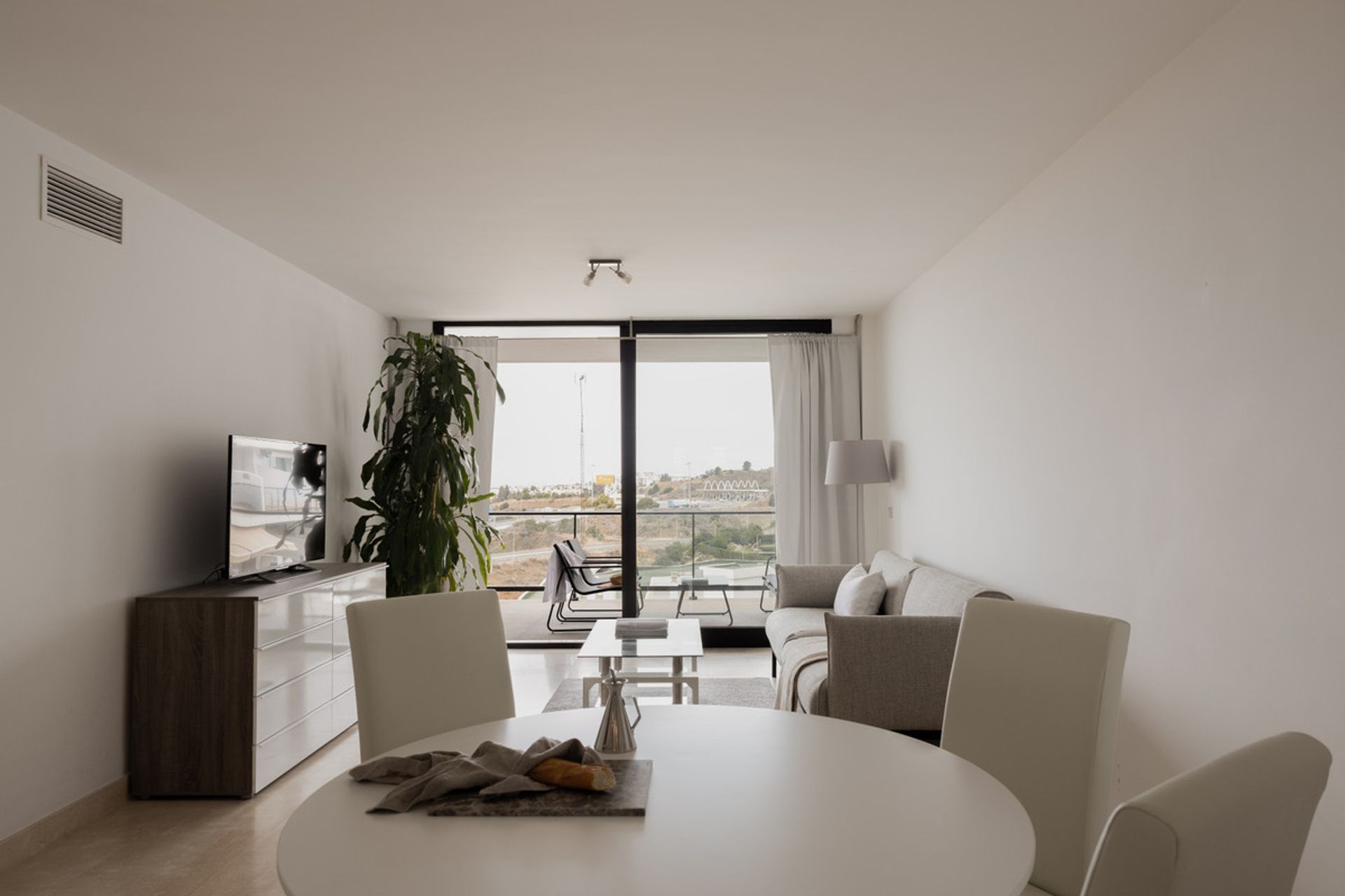 Condominium dans Urbanización Riviera Sol, Andalucía 10893085