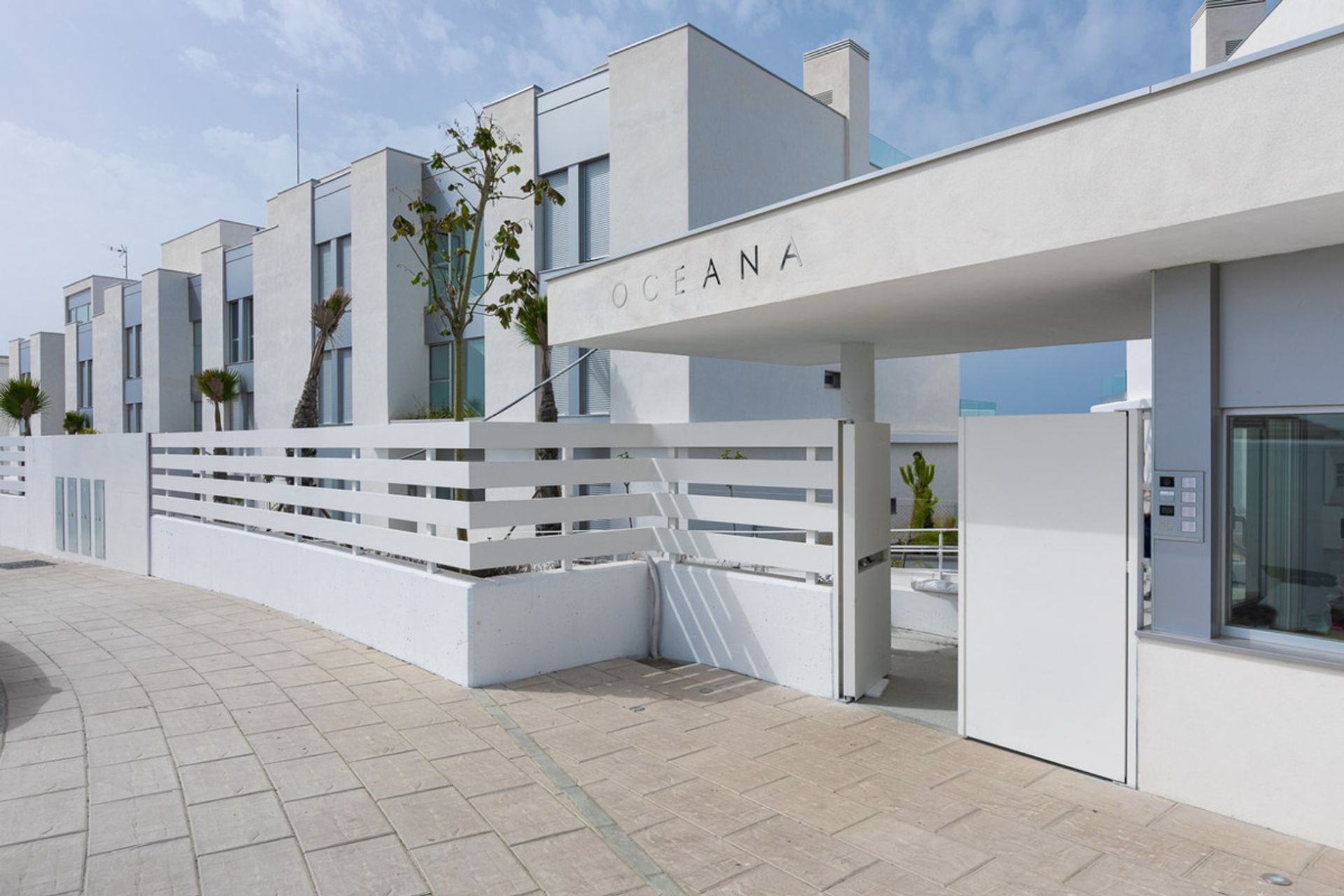 Condominium in Benahavis, Andalusië 10893342