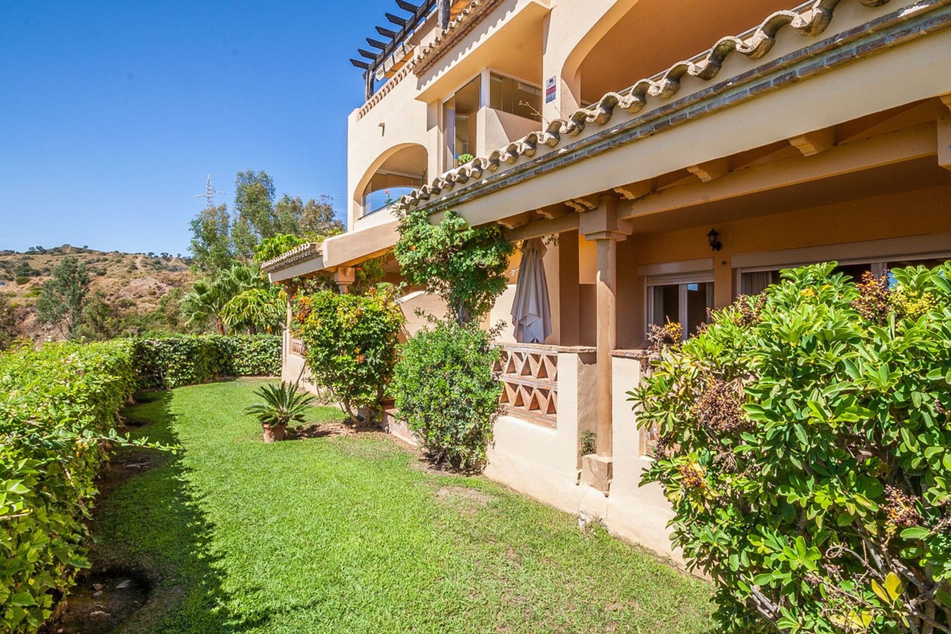 Condominium in Marbella, Andalucía 10893864