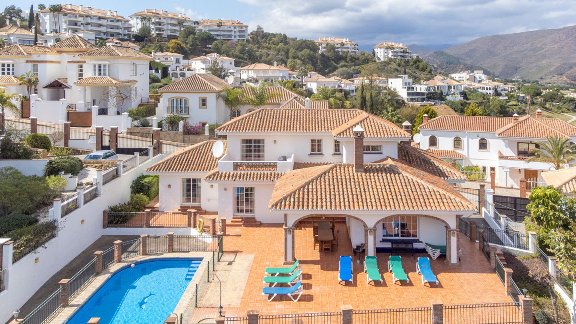 Будинок в La Cala de Mijas, Andalucía 10894048