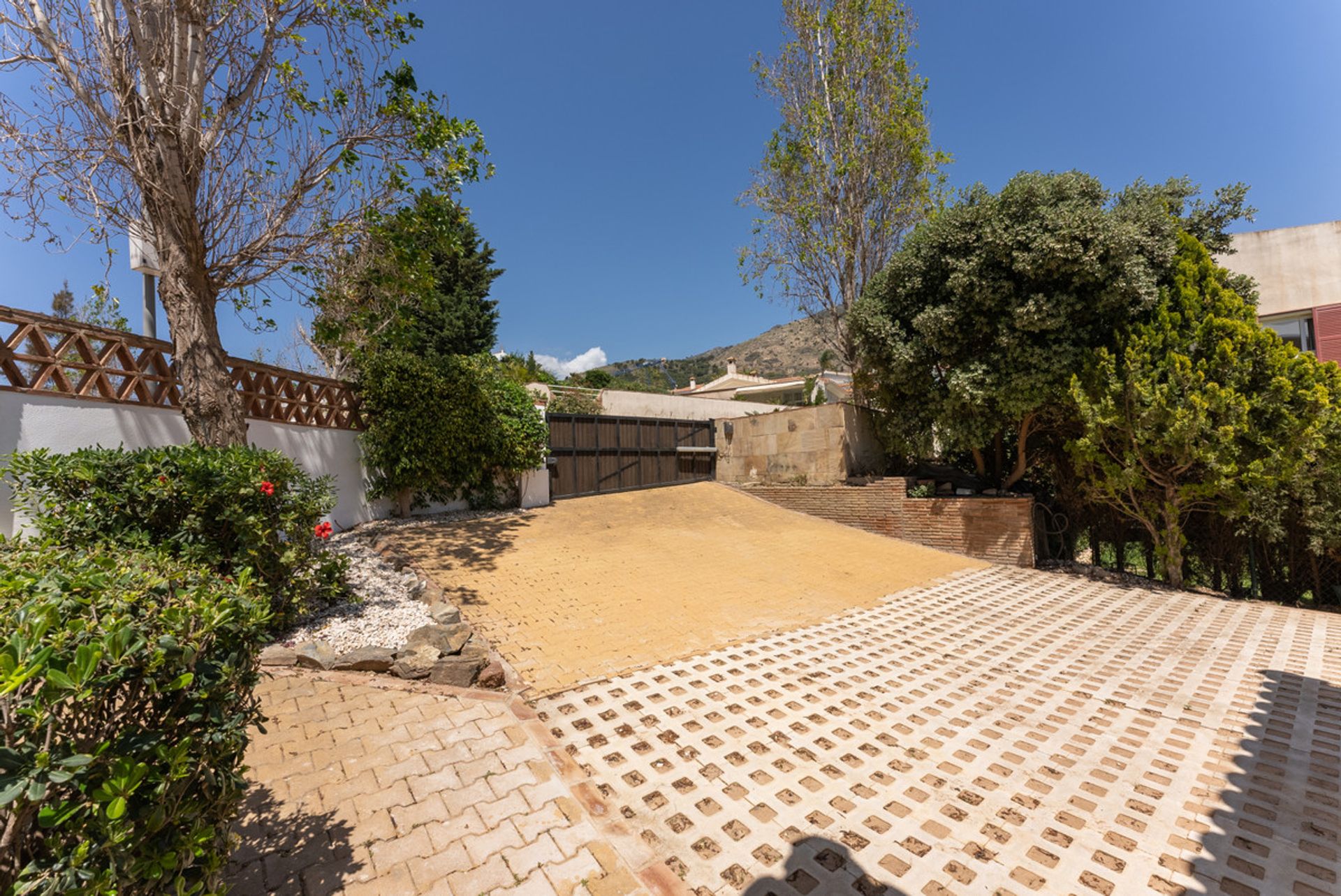 Casa nel Benalmádena, Andalusia 10894403