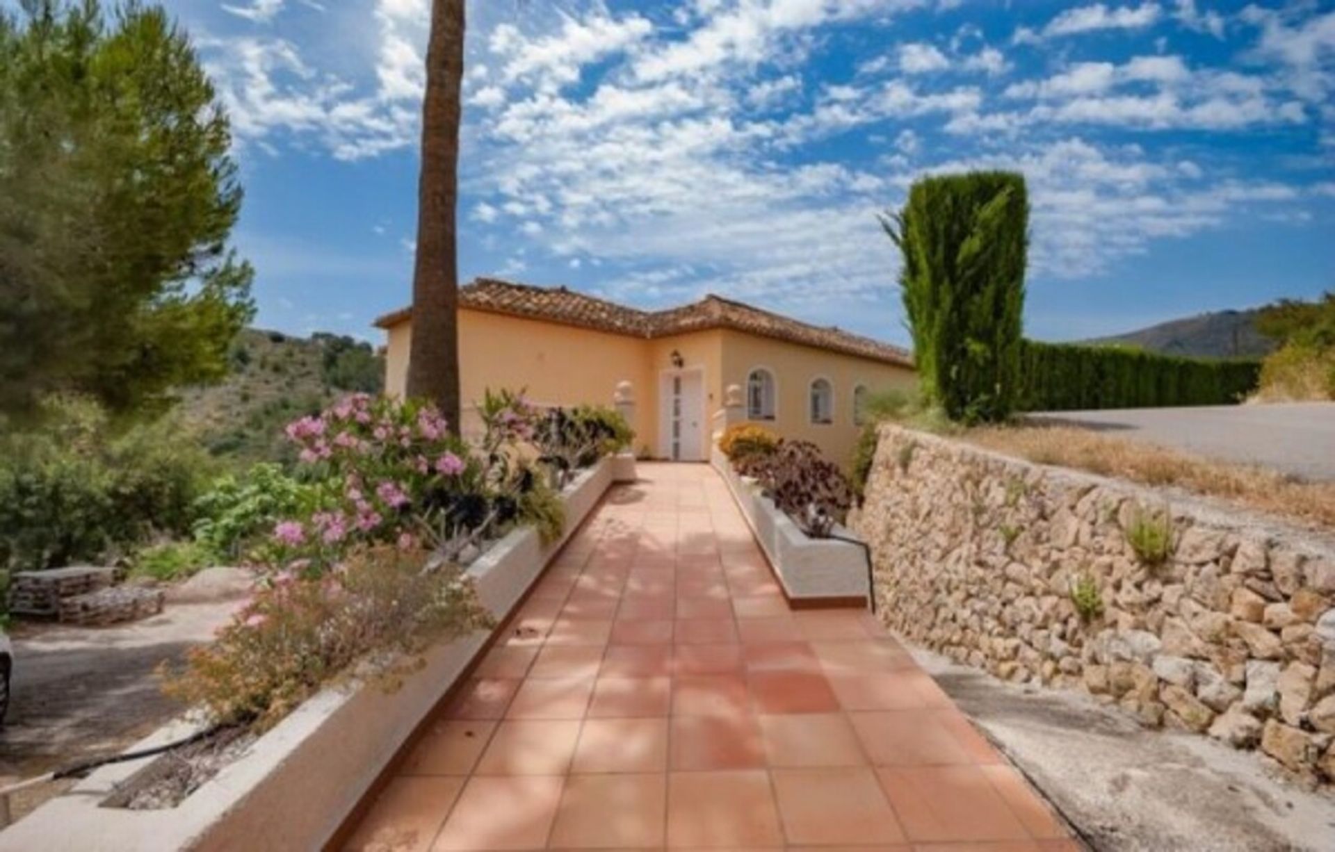 House in Bolulla, Comunidad Valenciana 10894880