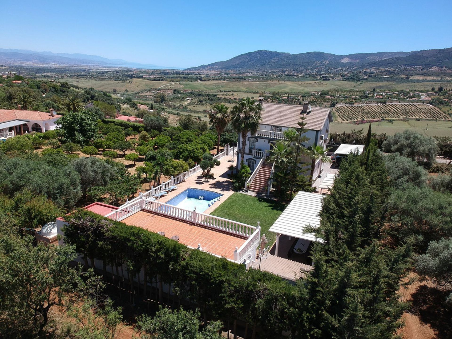 casa en Alhaurín de la Torre, Andalucía 10894936