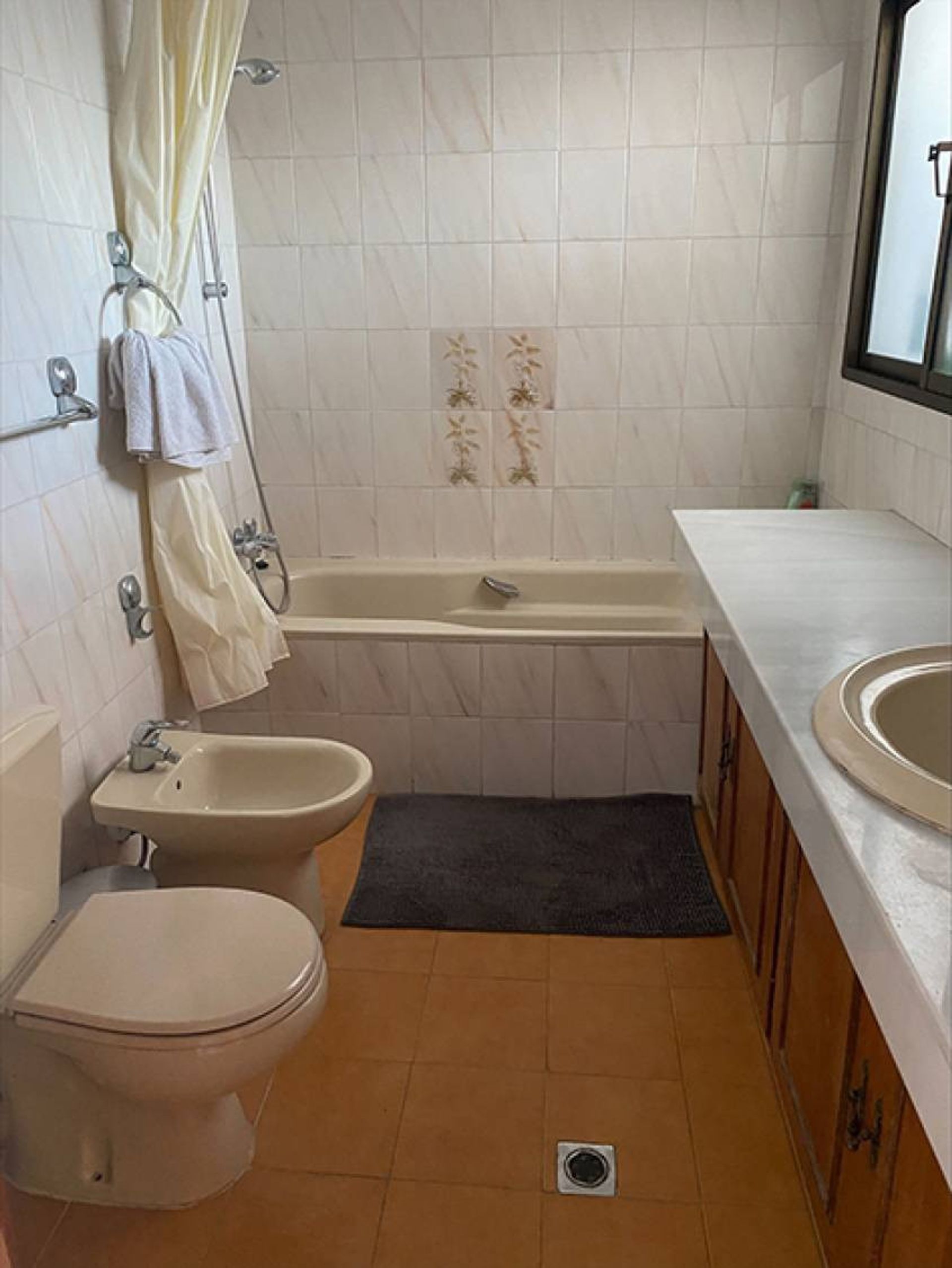 Osakehuoneisto sisään Fuengirola, Andalucía 10895007