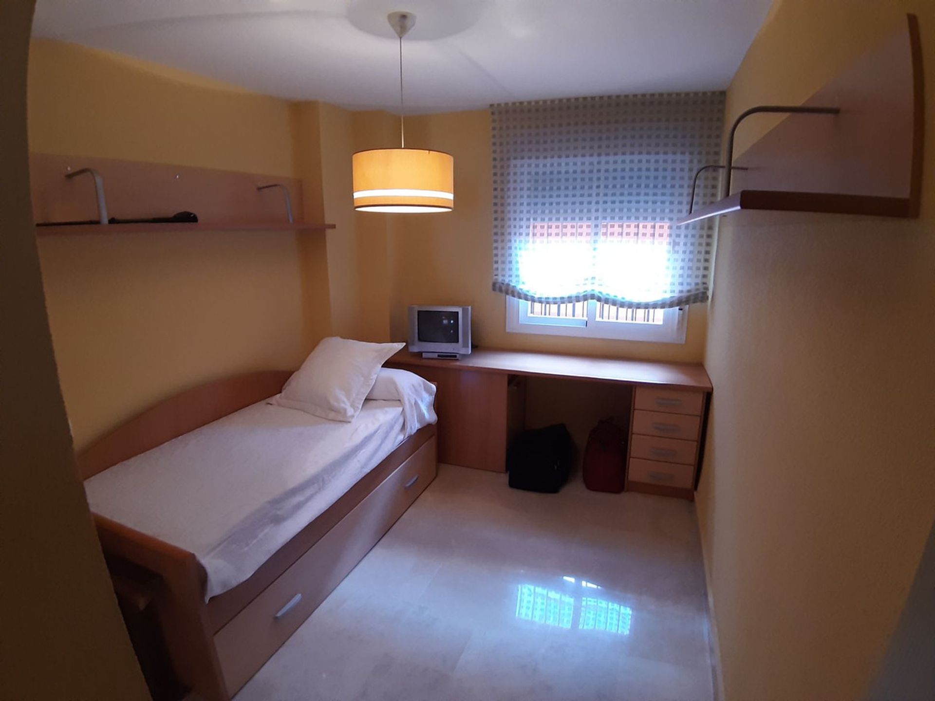 Кондоминиум в Fuengirola, Andalucía 10895039