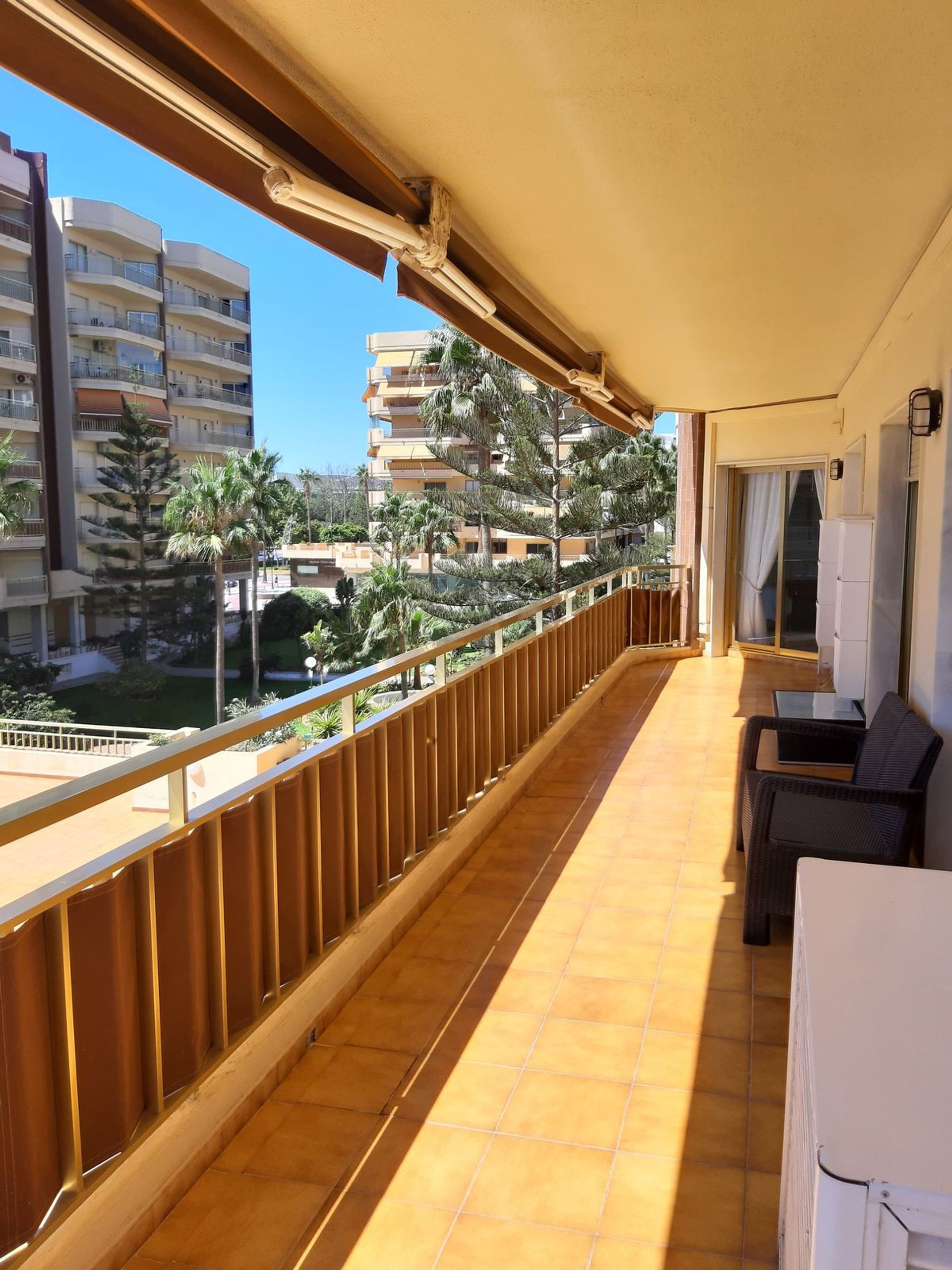 Condominium dans Fuengirola, Andalucía 10895047