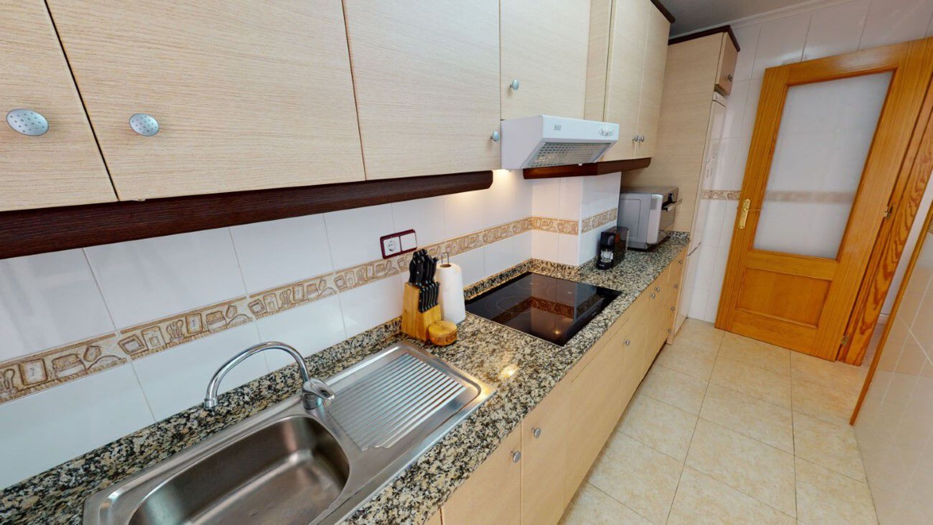 Condominium in Guardamar del Segura, Valencia 10895048