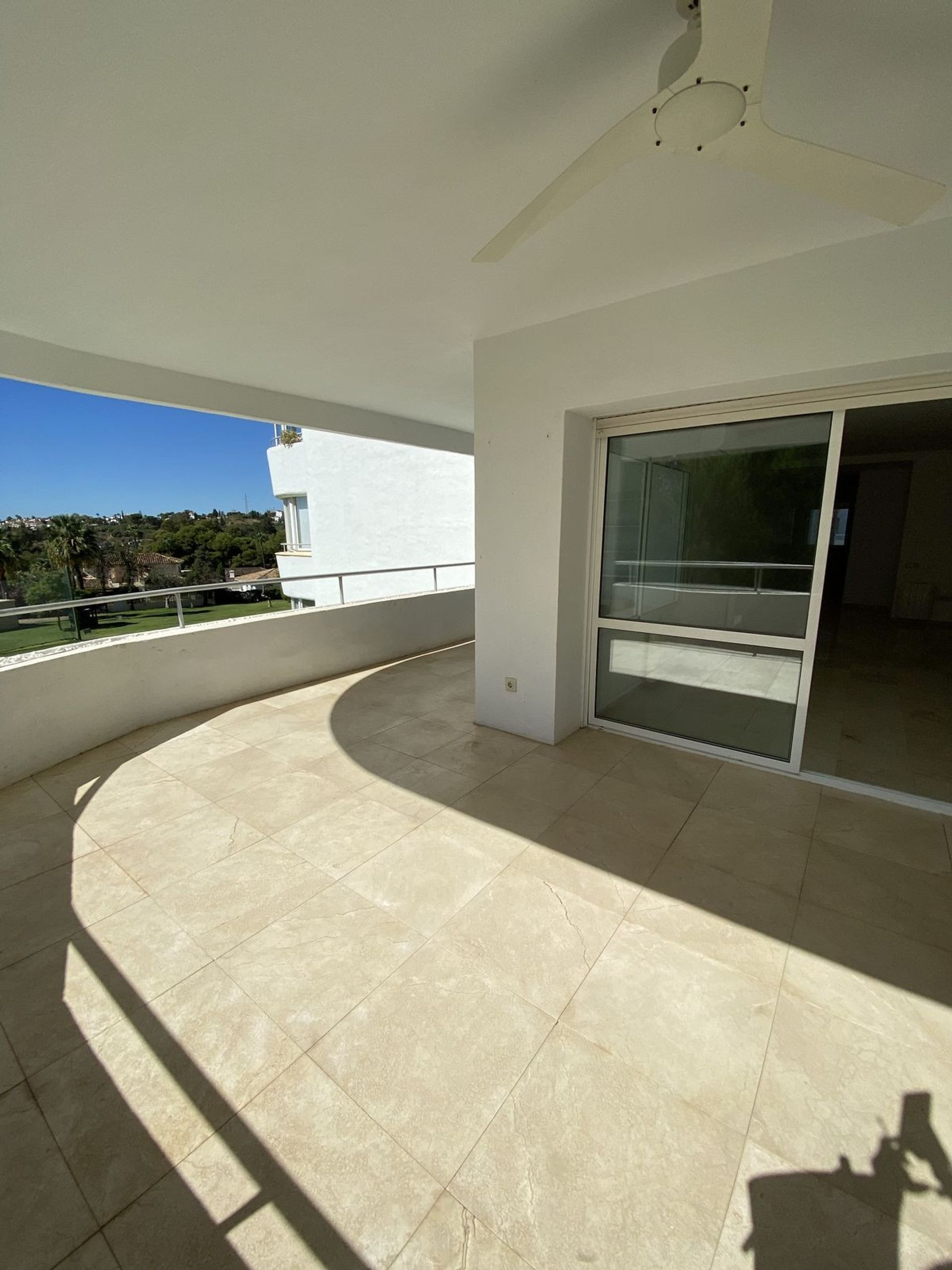 Condominium dans Benahavís, Andalousie 10895067