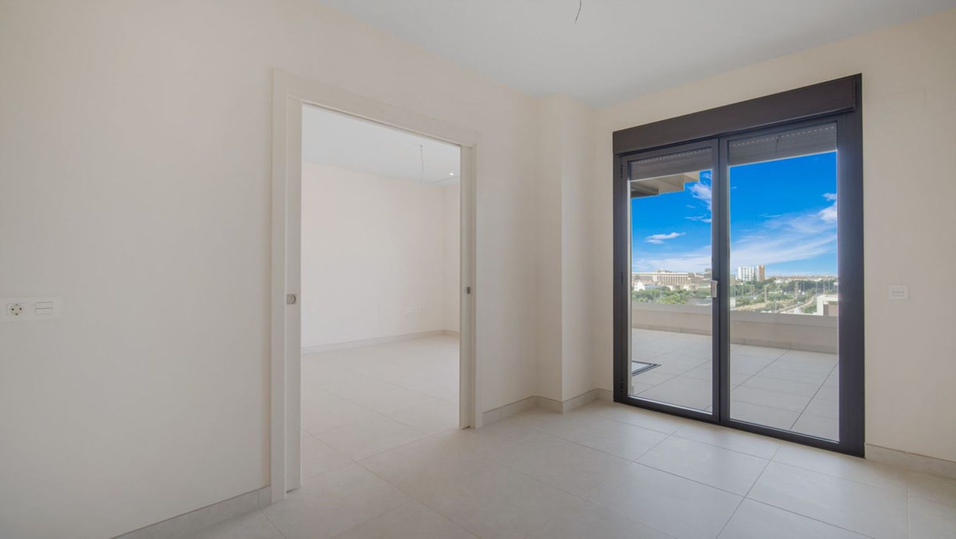 Condominium in Las Lagunas de Mijas, Andalucía 10895083