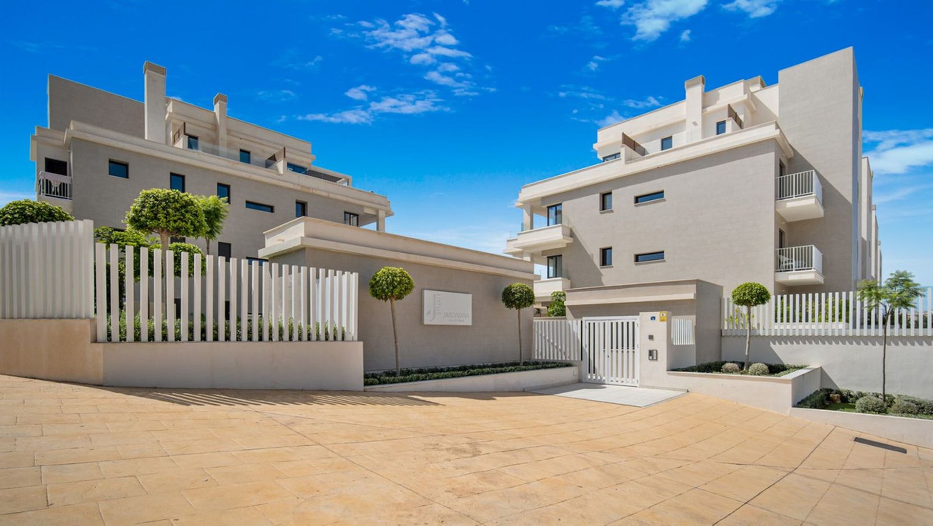 Condominium in Las Lagunas de Mijas, Andalucía 10895083