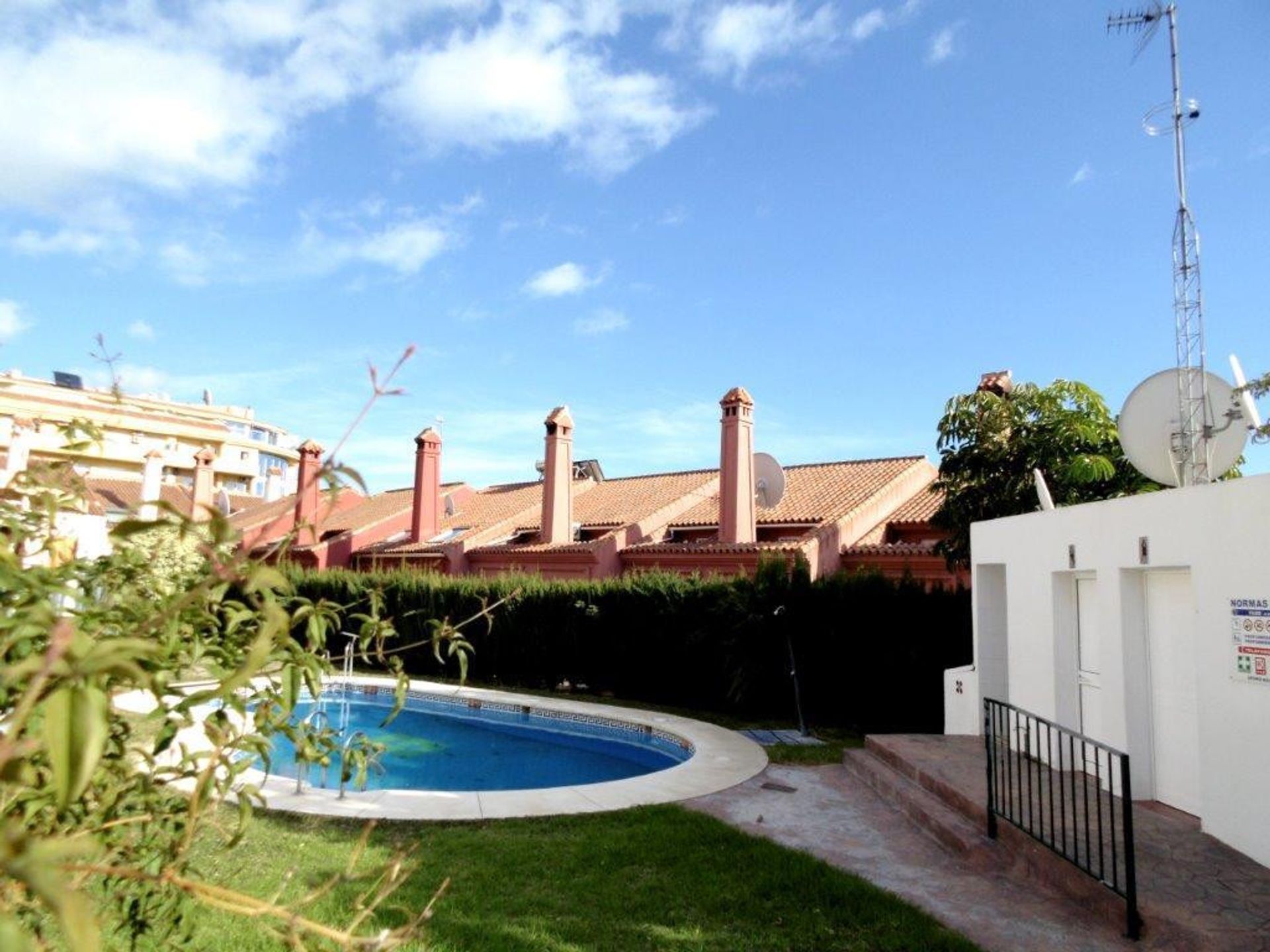 Casa nel Santa Fe de los Boliches, Andalusia 10895166