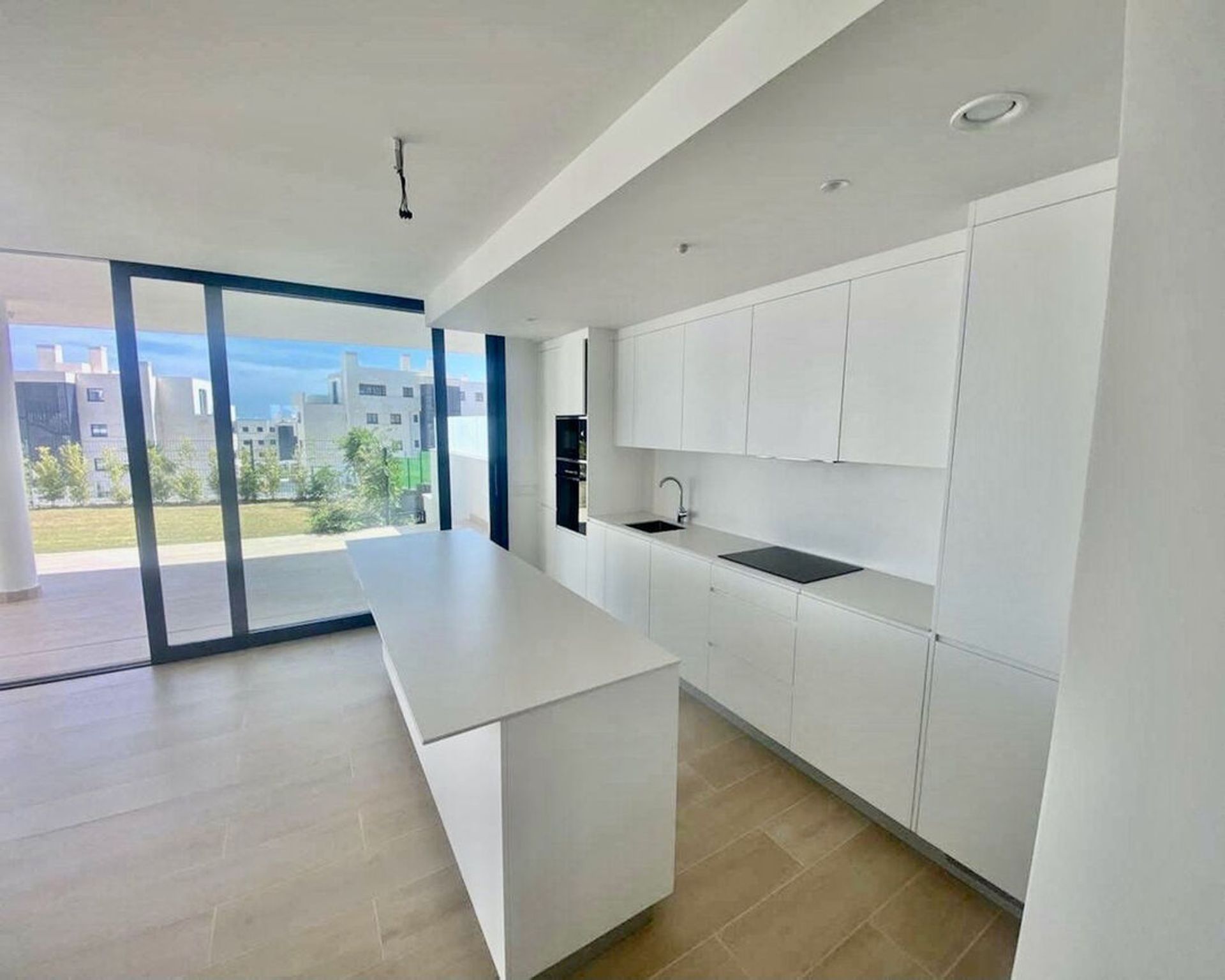 Condominium in Las Lagunas de Mijas, Andalucía 10895169