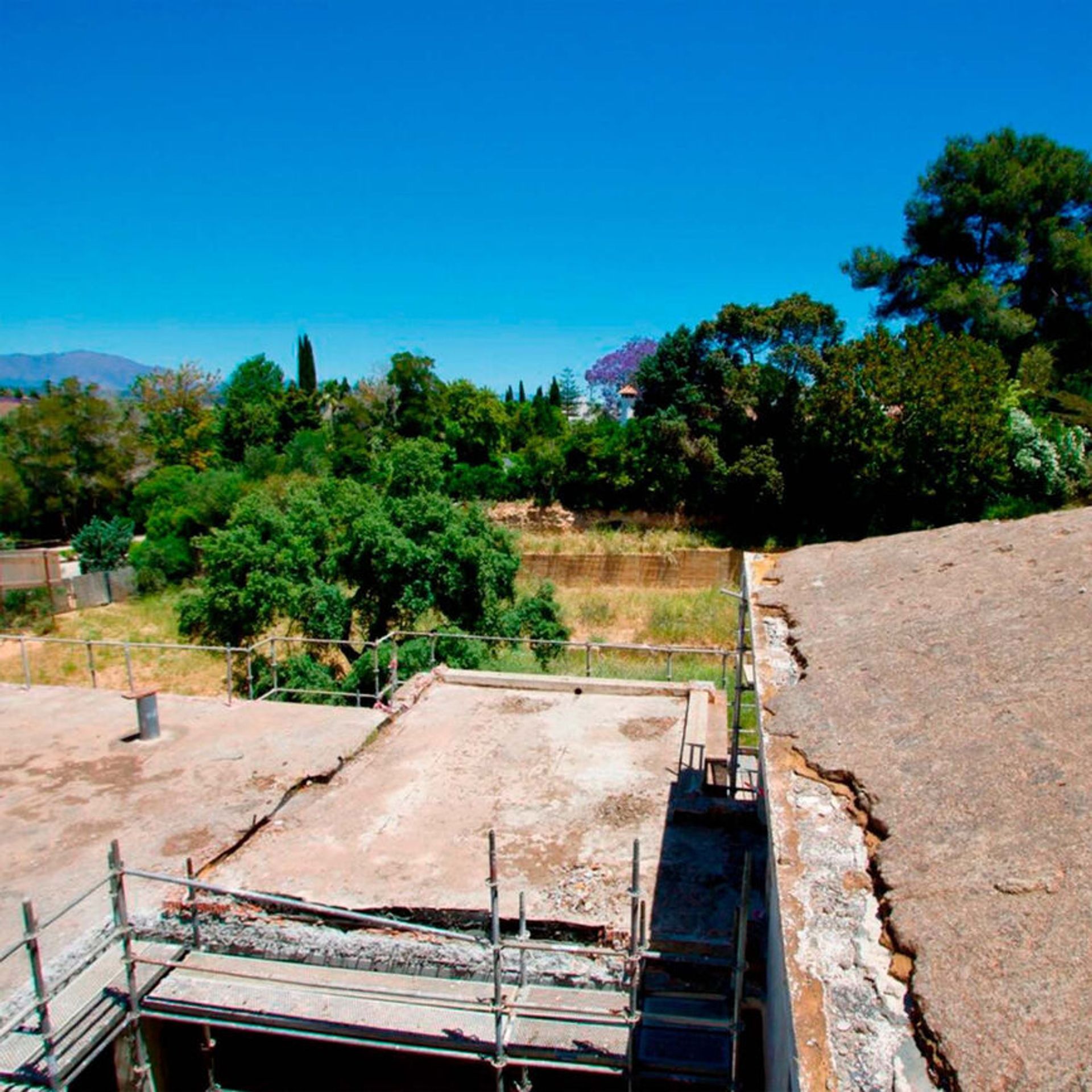 房子 在 San Roque, Andalucía 10895176