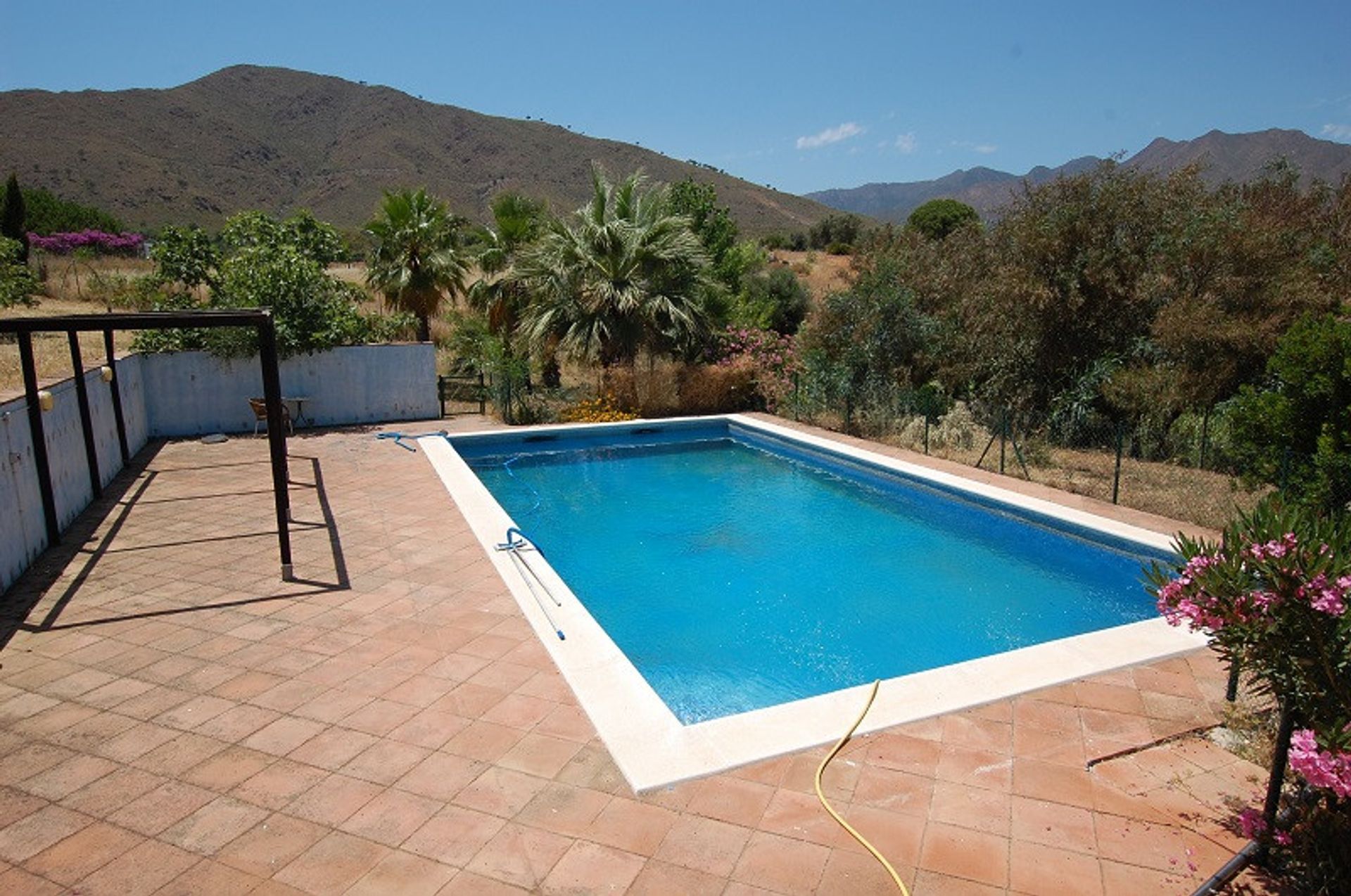 Будинок в Las Lagunas, Andalusia 10895368