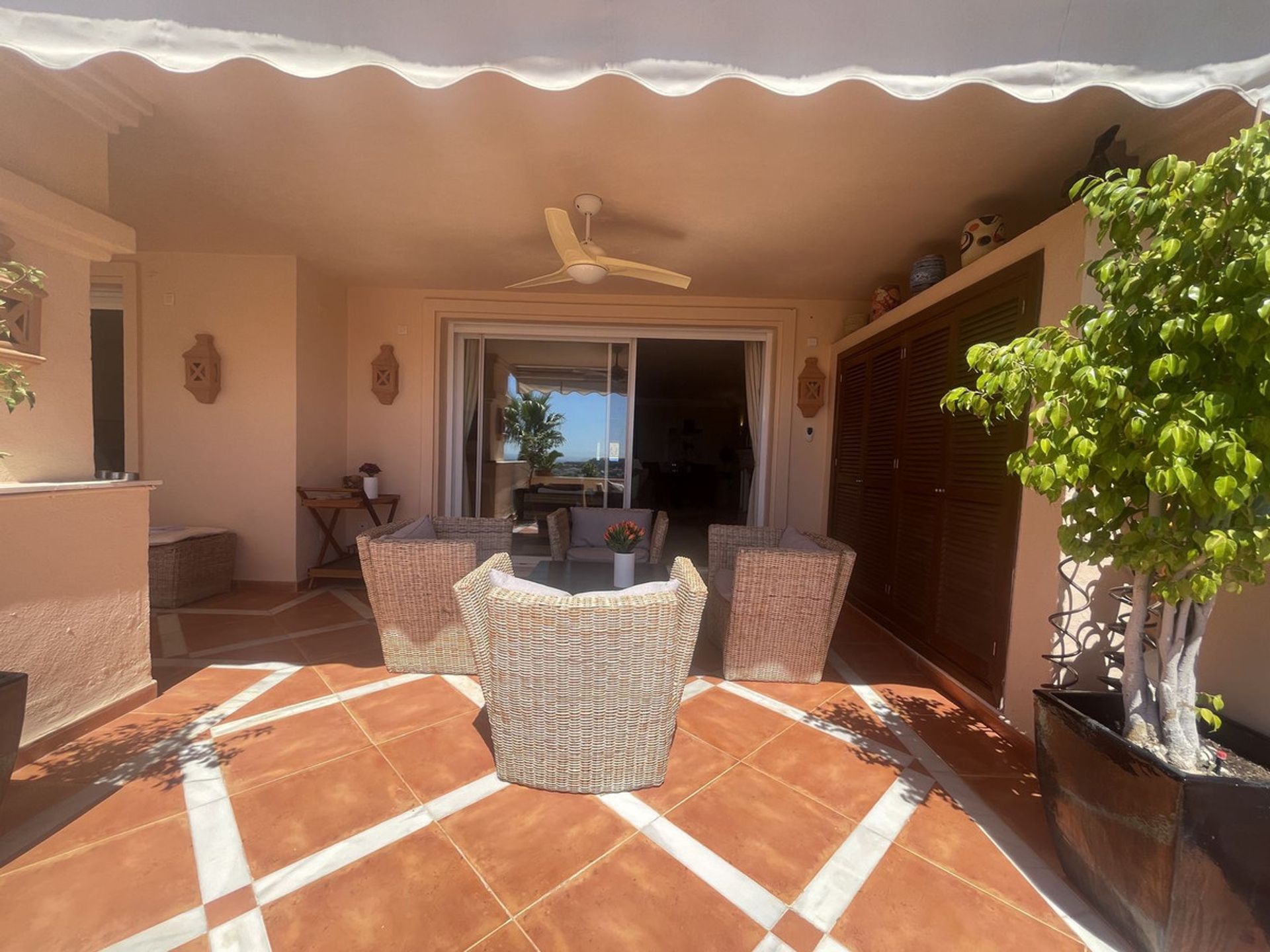 Condominio en Marbella, Andalucía 10895475