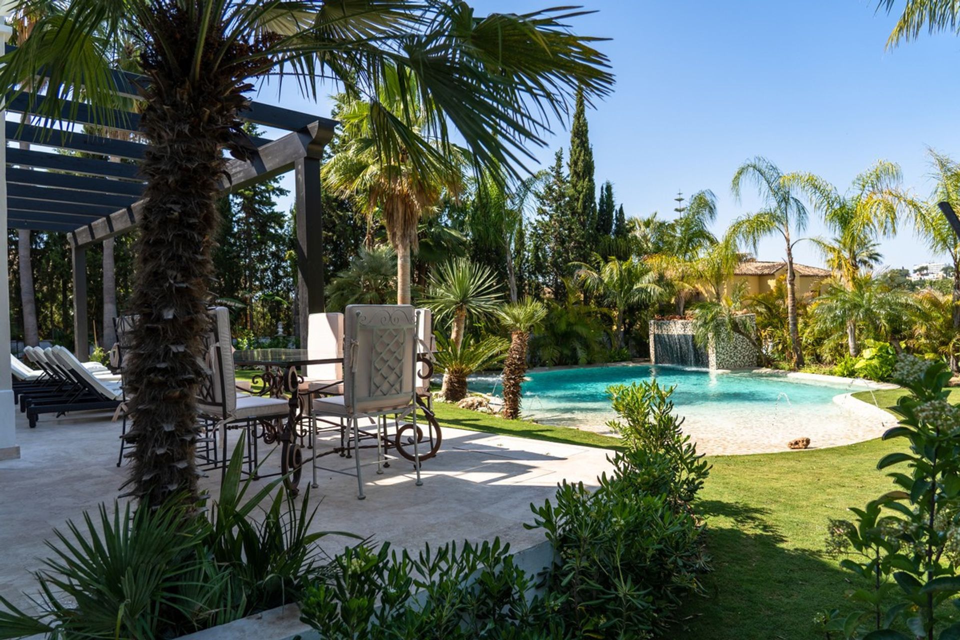 Haus im Marbella, Andalucía 10895498