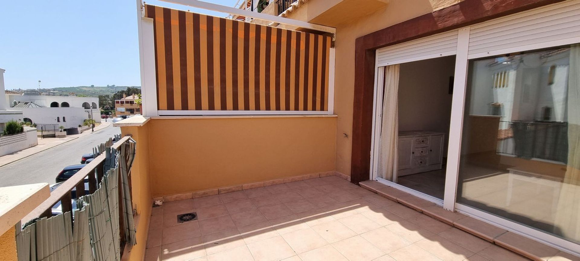 Condominium dans San Luis de Sabinillas, Andalousie 10896124