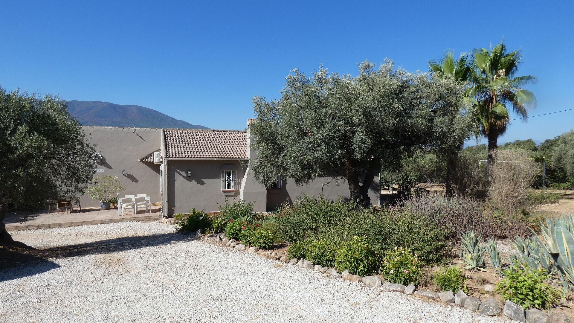 Casa nel Alhaurín el Grande, Andalucía 10896198