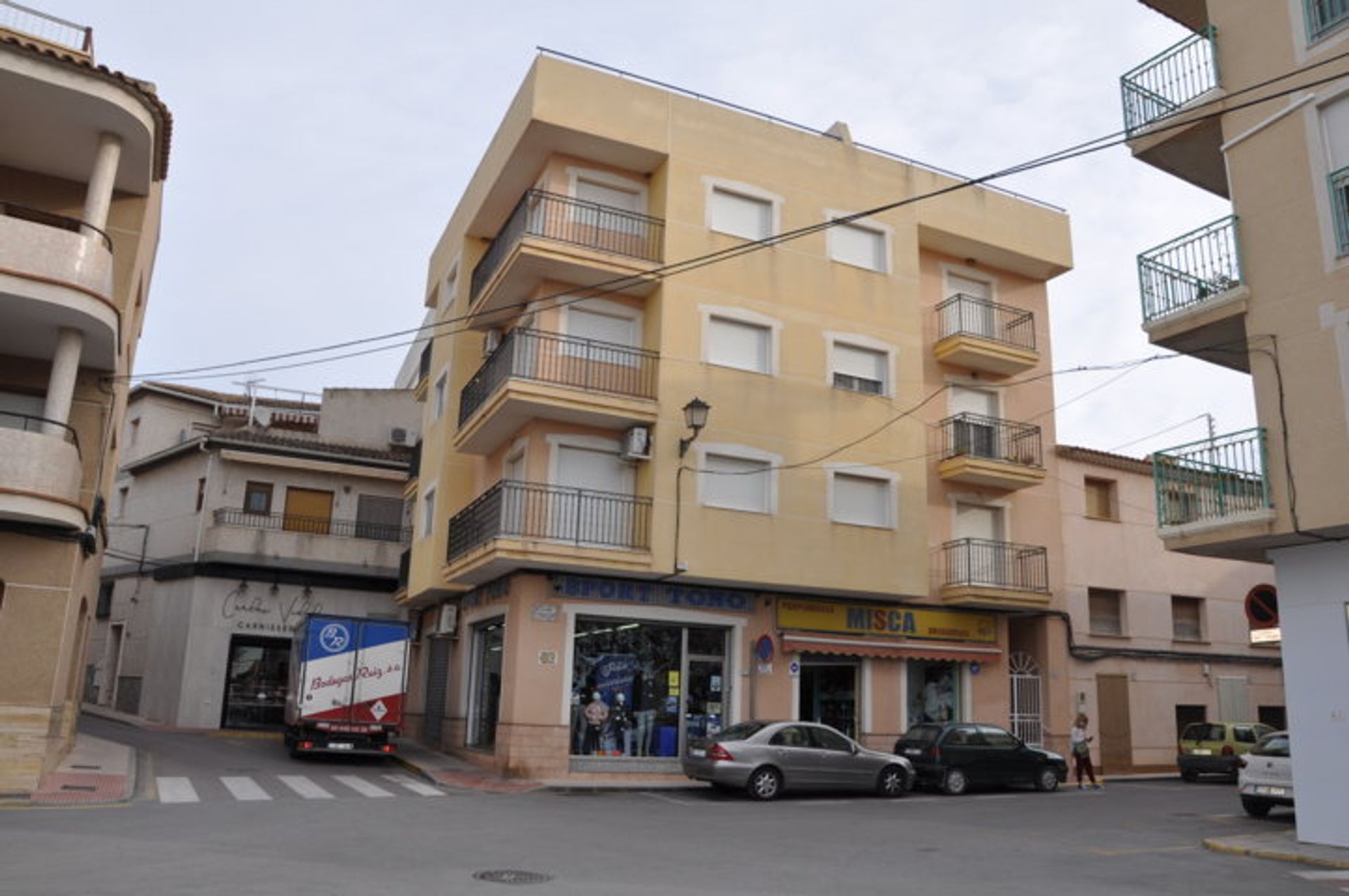 Condominium in Pinoso, Valencia 10896627