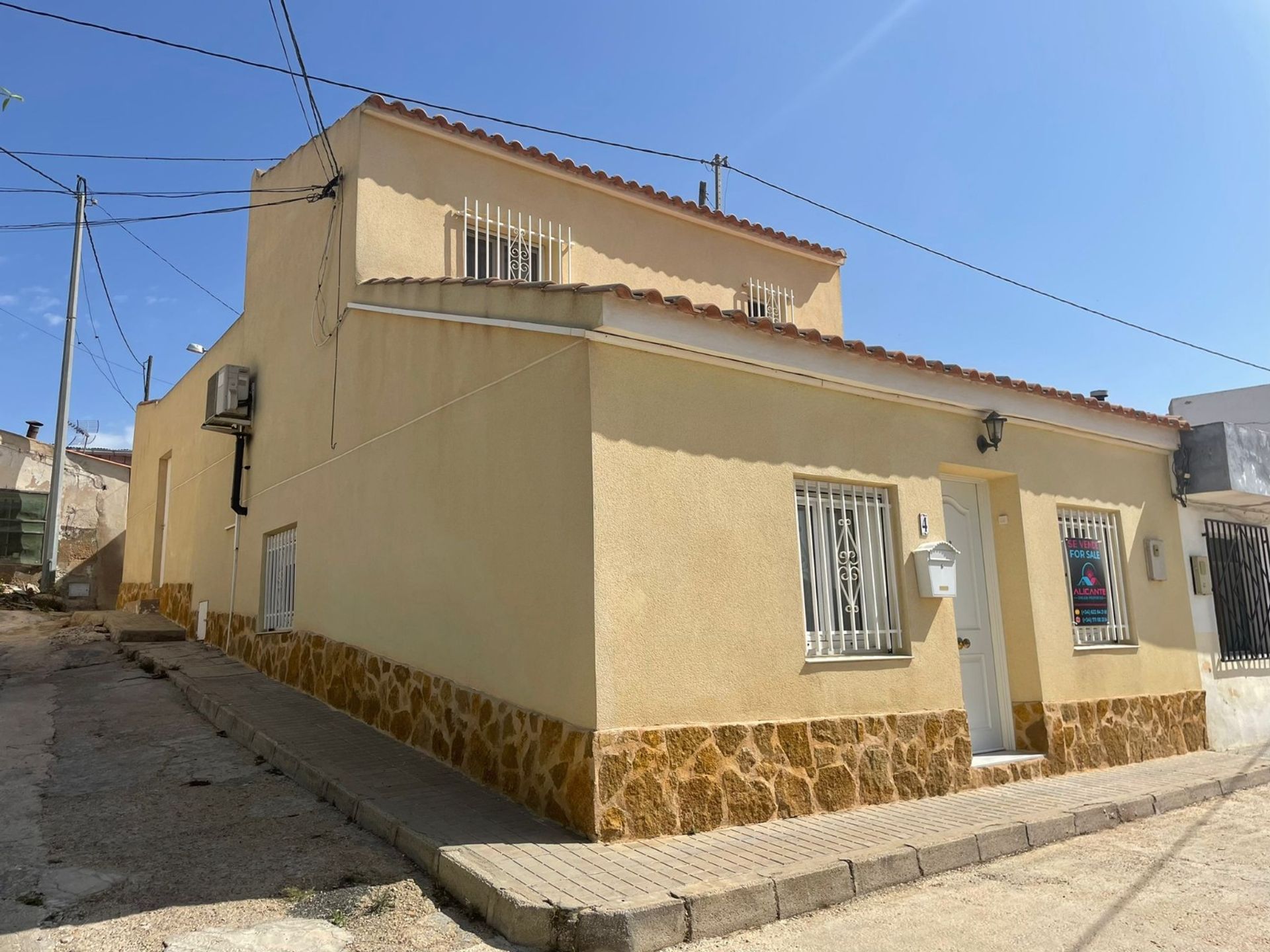 Rumah di Pinoso, Valencia 10896638