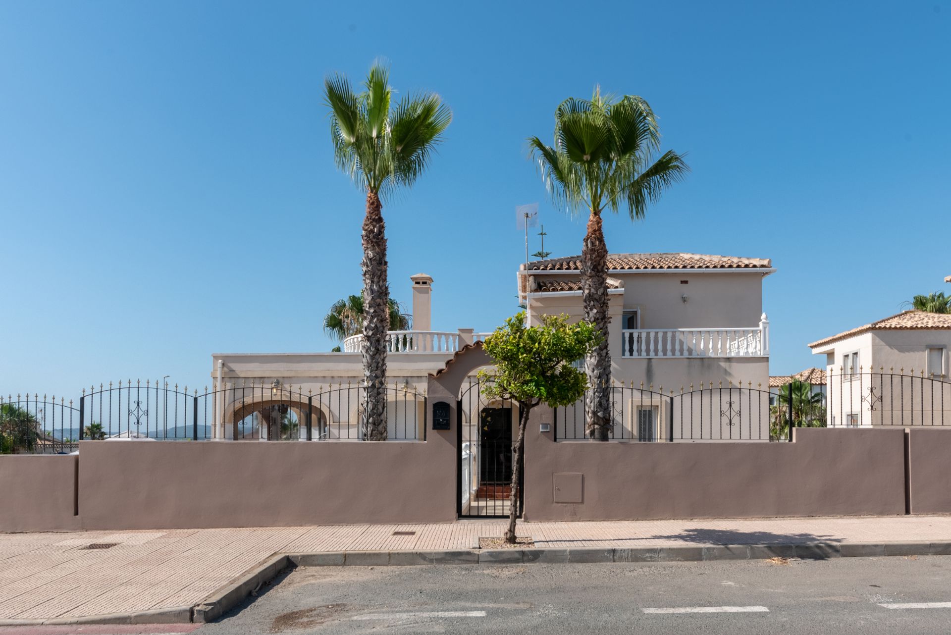 Haus im La Marina, Valencia 10896796