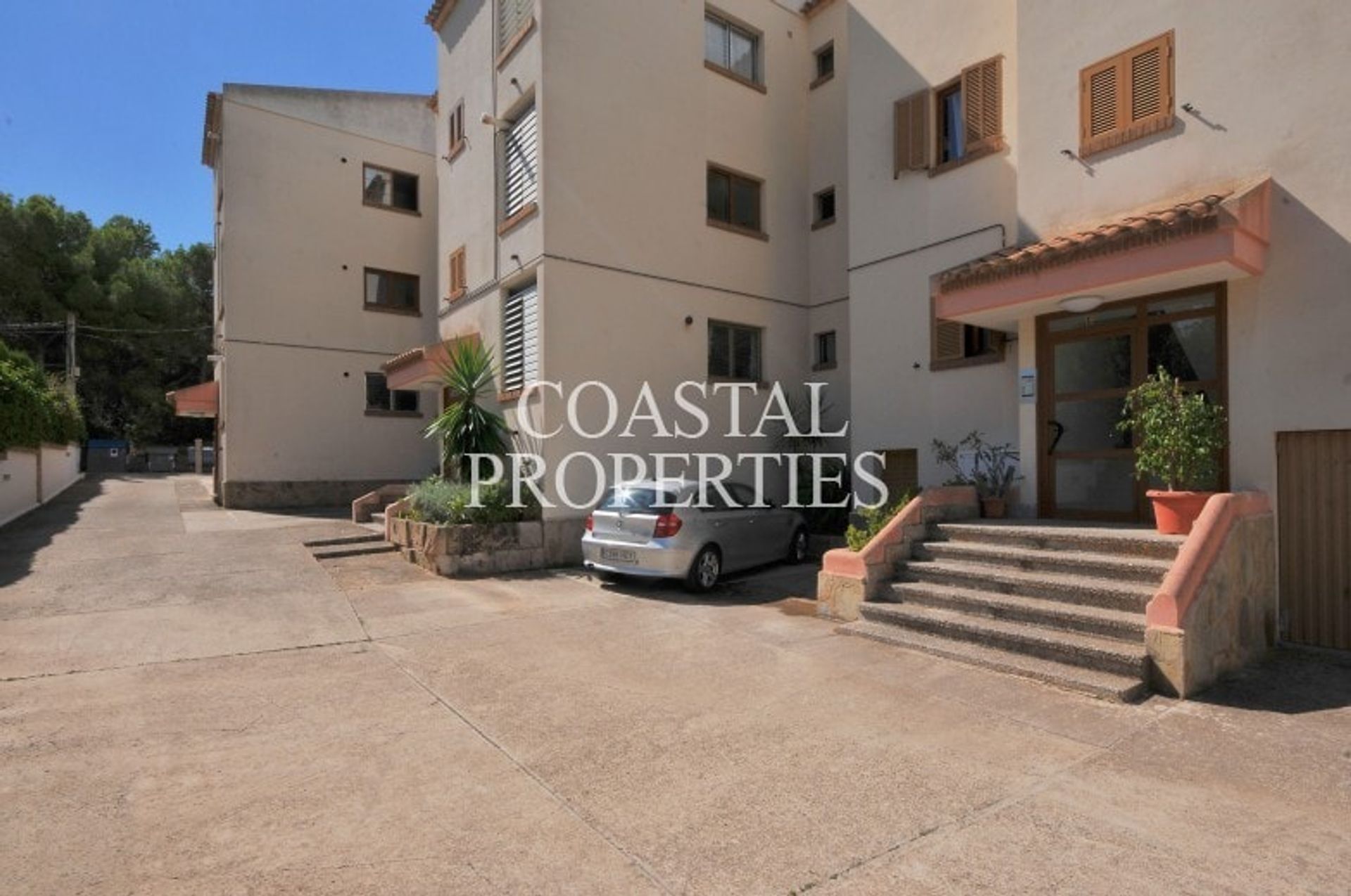 Condominium in Santa Ponsa, Balearic Islands 10897183