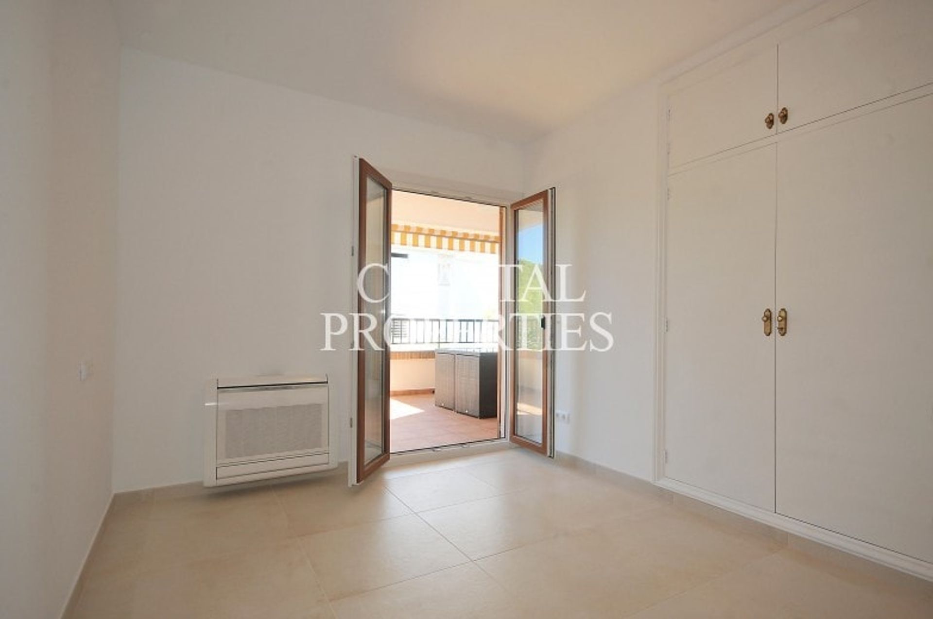 Condominium in Santa Ponsa, Balearic Islands 10897183