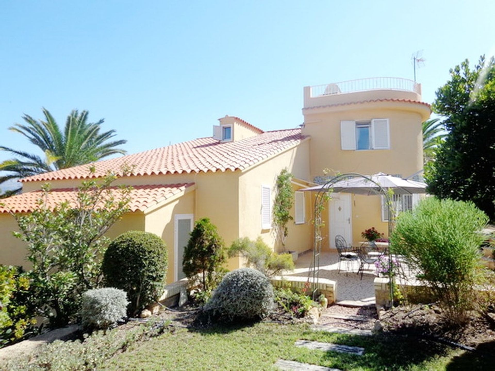 rumah dalam Alicante (Alacant), Comunidad Valenciana 10897656