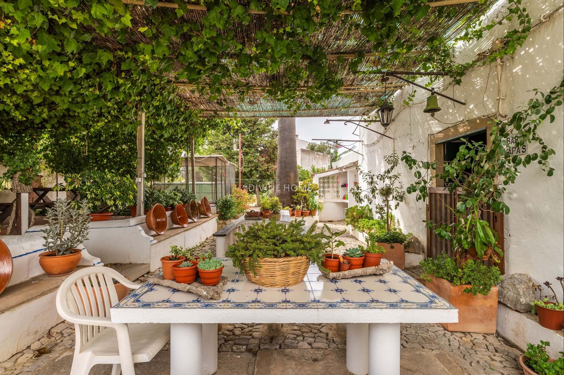 House in São Brás de Alportel, Faro District 10897979