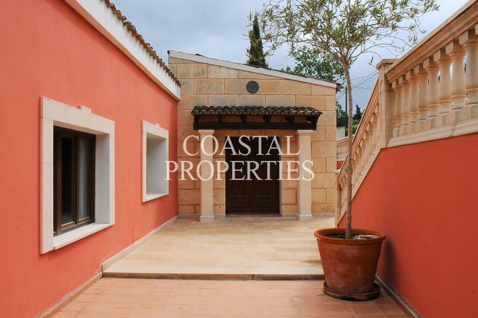 House in Puigpunyent, Balearic Islands 10898069