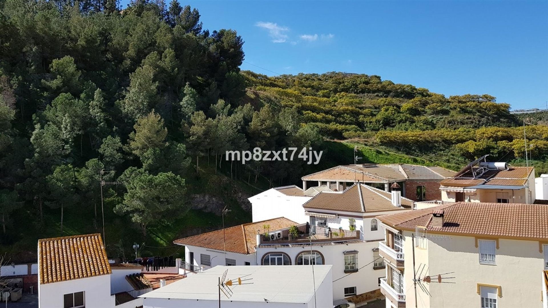 House in Benamocarra, Andalusia 10898107