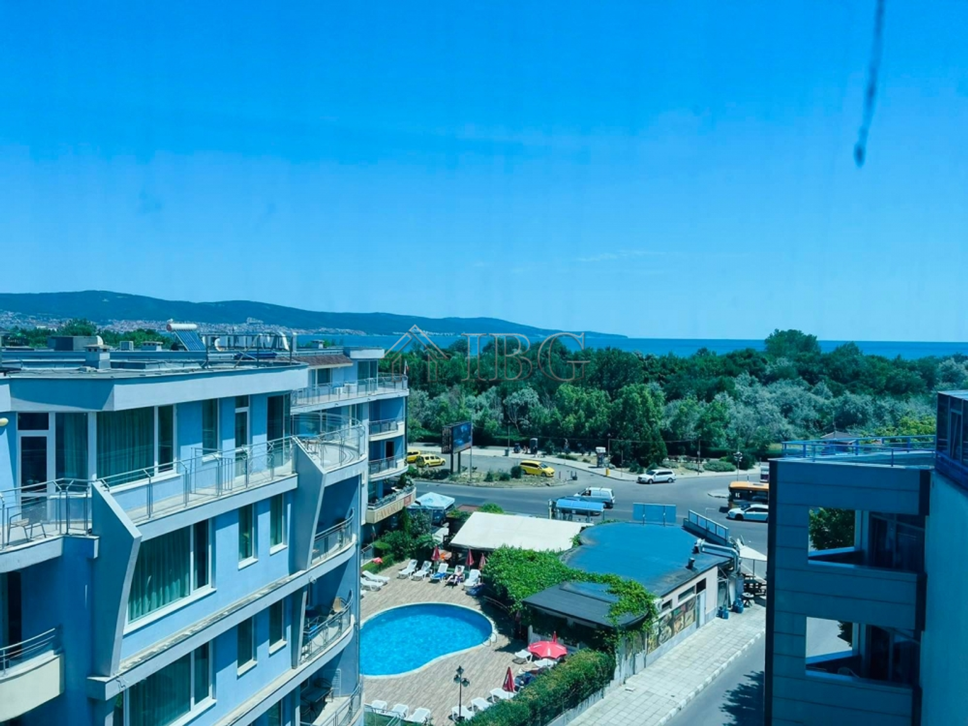 Condominium in Nesebar, Burgas 10898203