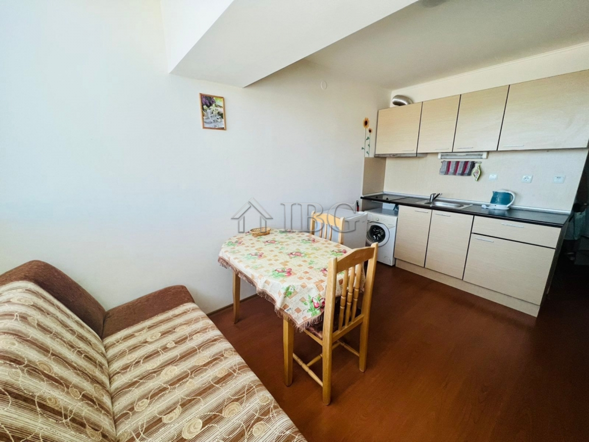 Condominium in Nesebar, Burgas 10898203