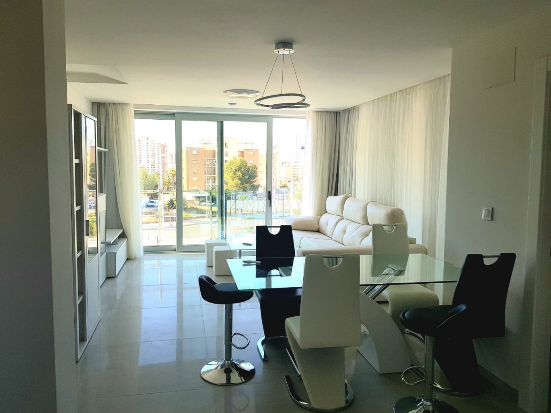 Condominium in La Vila Joiosa, Comunidad Valenciana 10898530